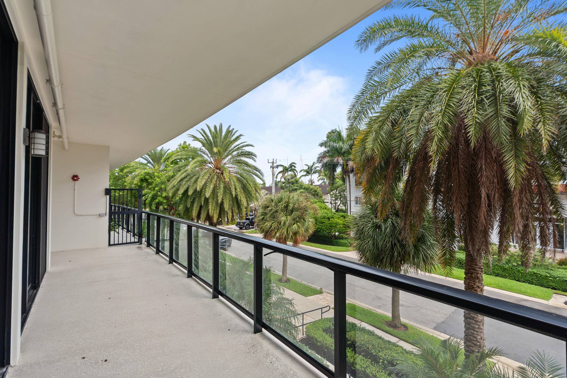 2770 NE 14TH Street, #203, Fort Lauderdale, FL 33304 DSC01929