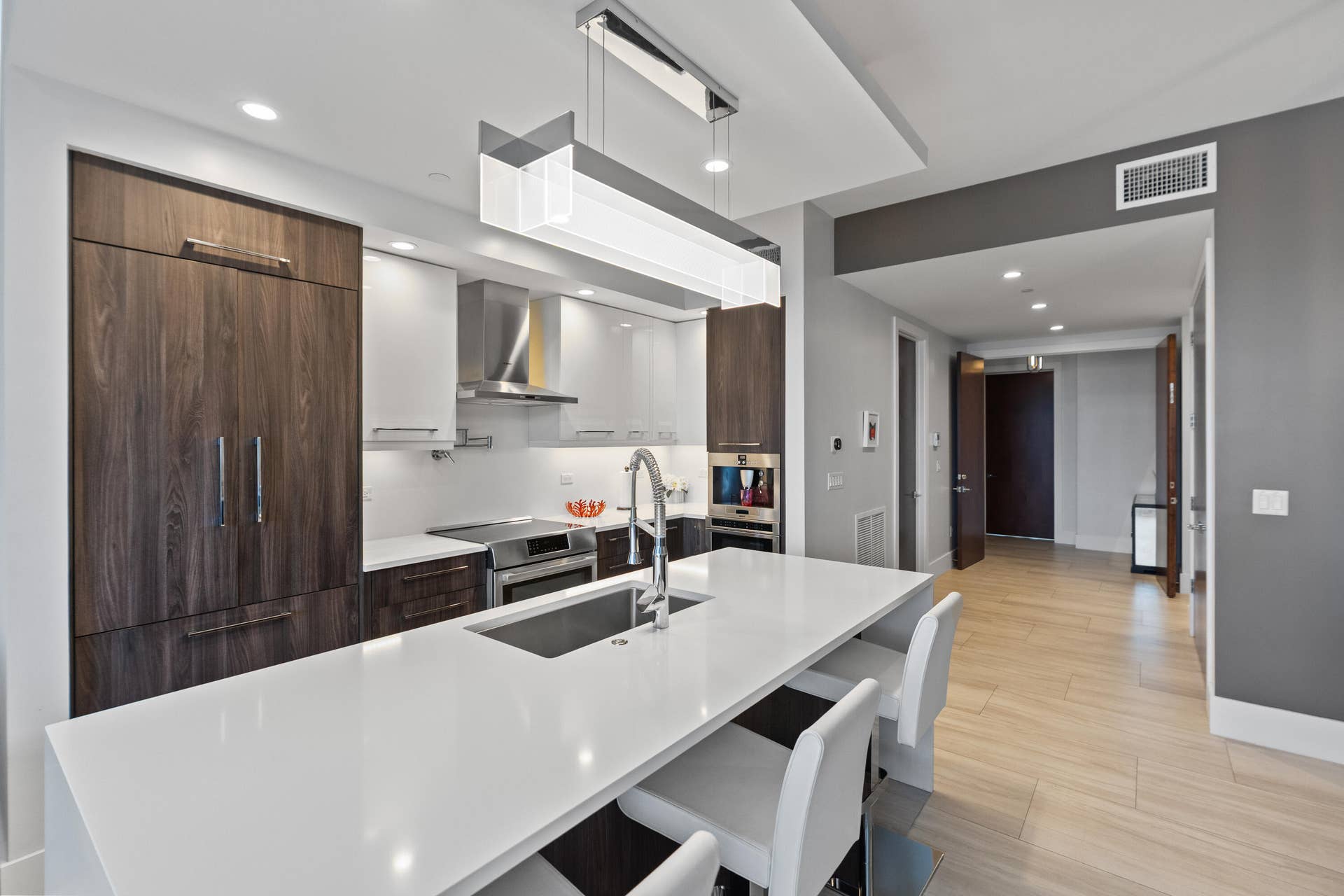 2770 NE 14TH Street, #203, Fort Lauderdale, FL 33304 DSC01878