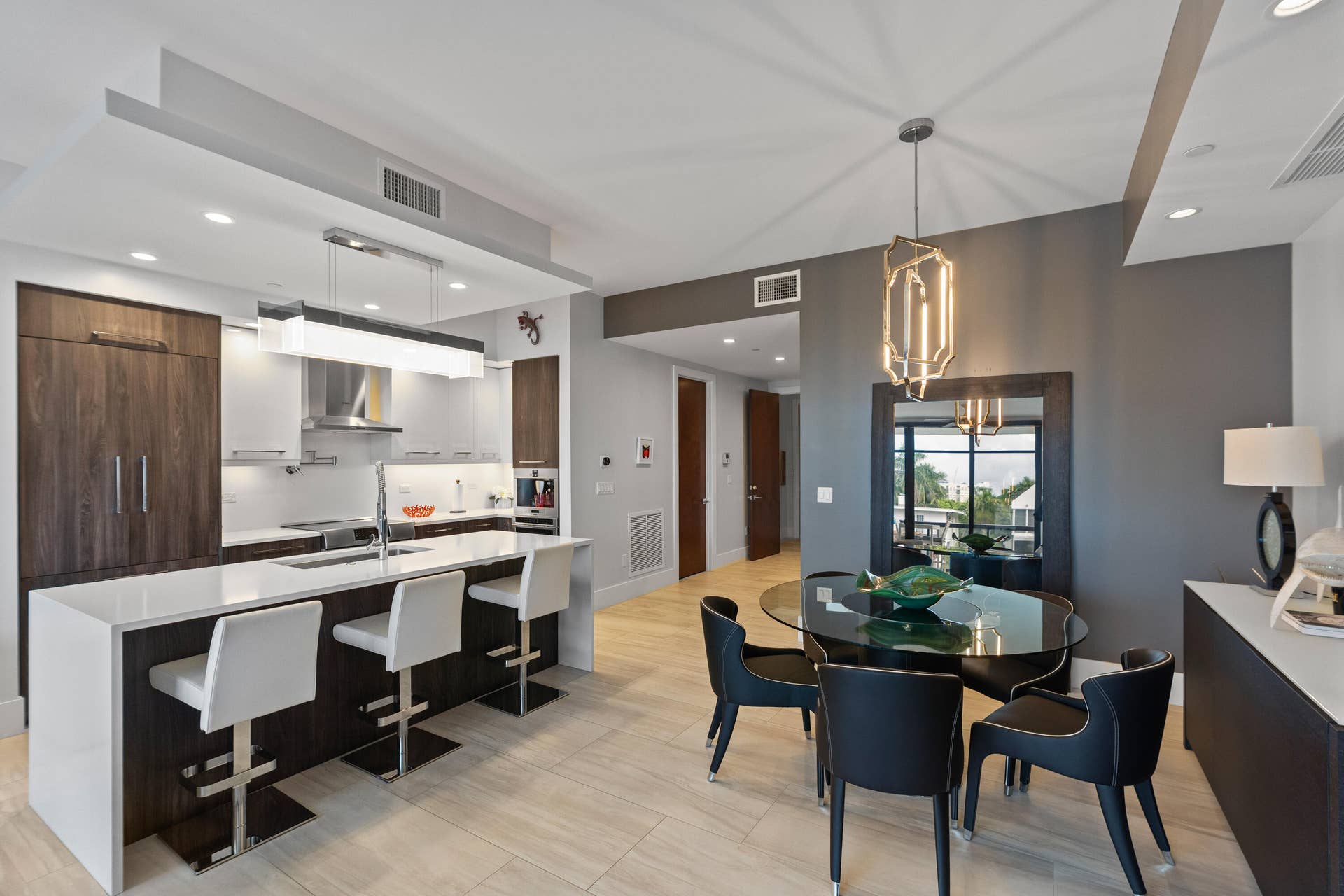 2770 NE 14TH Street, #203, Fort Lauderdale, FL 33304 DSC01869