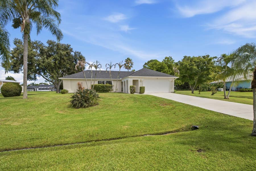 Property photo for 2938 SE DALHART Road, Port St Lucie, FL
