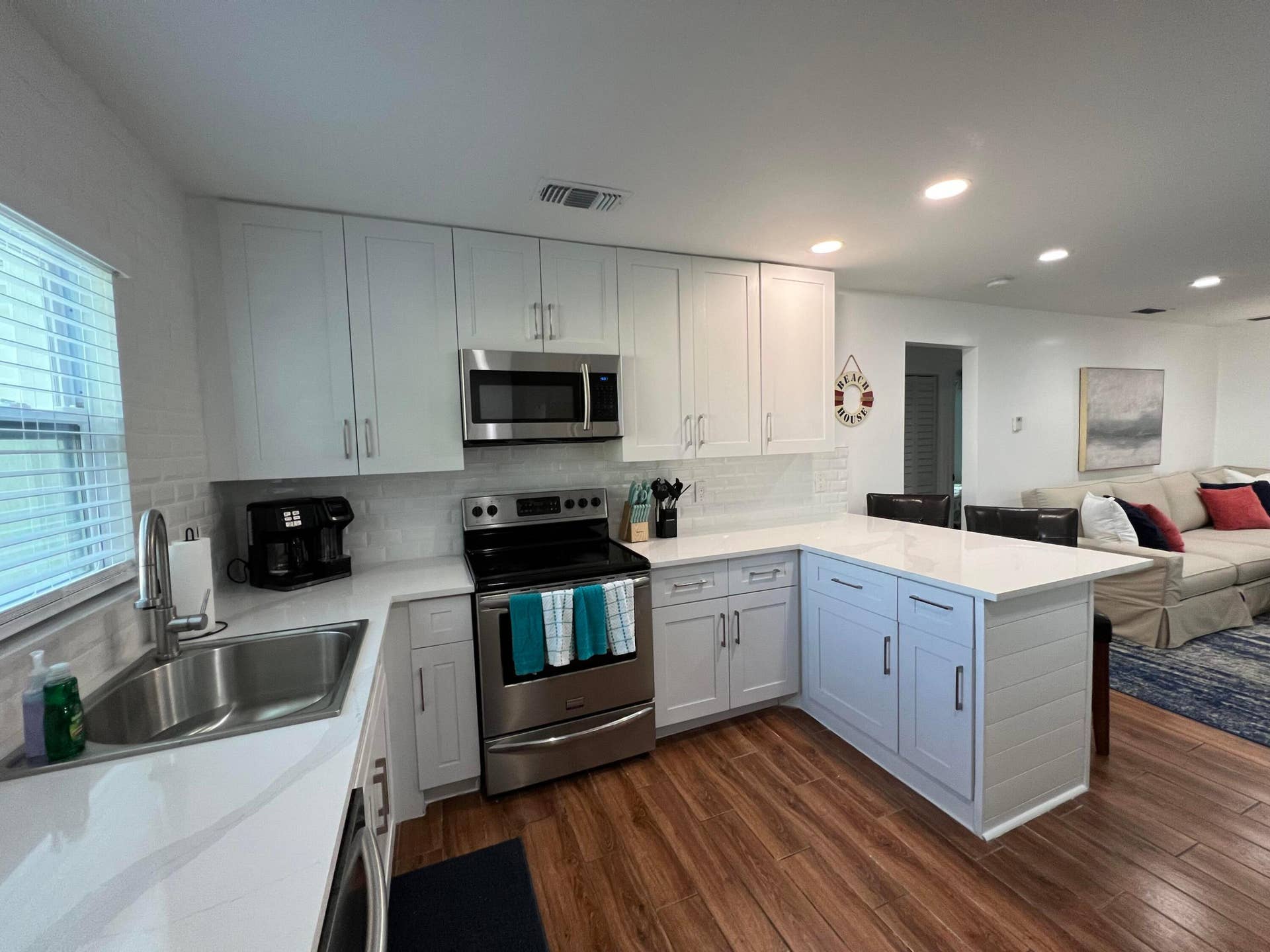 4104 GARDEN Avenue, West Palm Beach, West Palm Beach, FL 33405 Kitchen