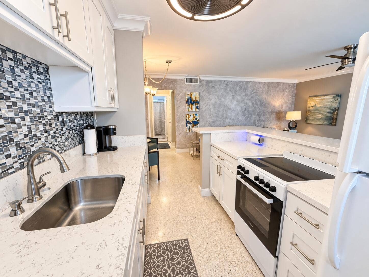 4541 N OCEAN Drive, #9, Lauderdale-By-The-Sea, Lauderdale By The Sea, FL 33308 a542b351-0fd6-4263-92ca-11c70557755f