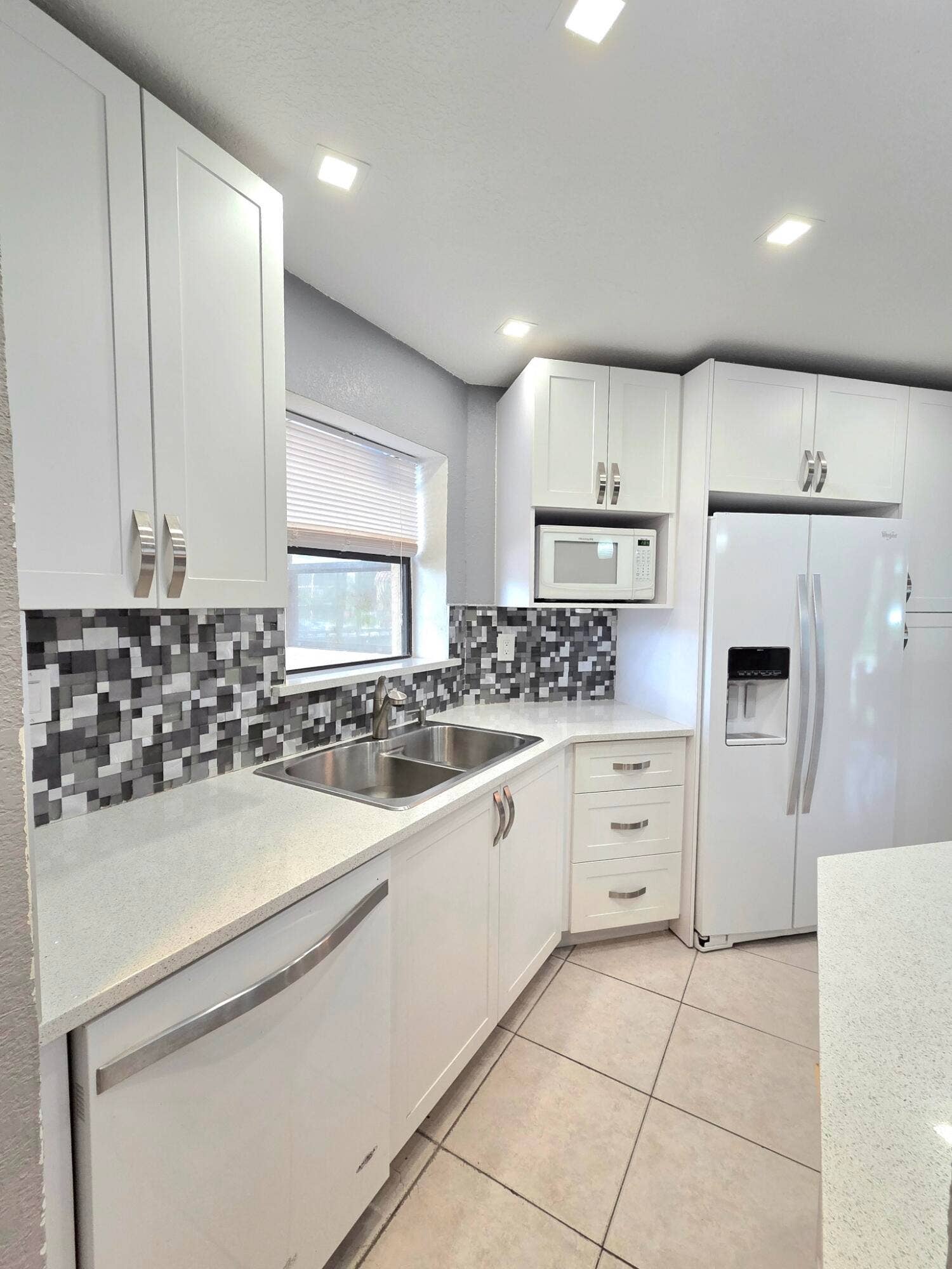 6655 W Broward Boulevard, #203, Plantation, FL 33317 20260919_140330