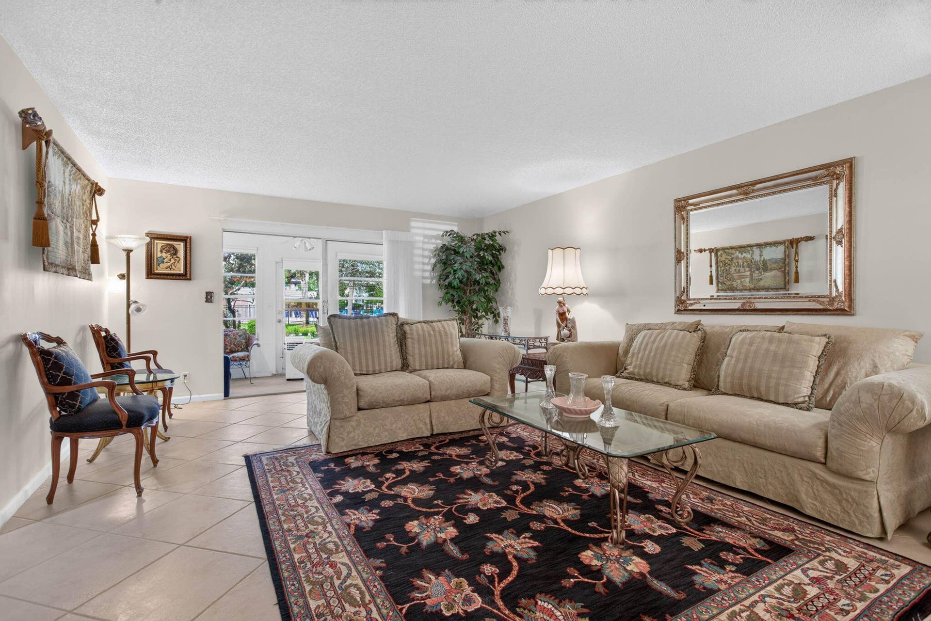1804 Eleuthera Point, #A1, Coconut Creek, FL 33066 LIVING ROOM