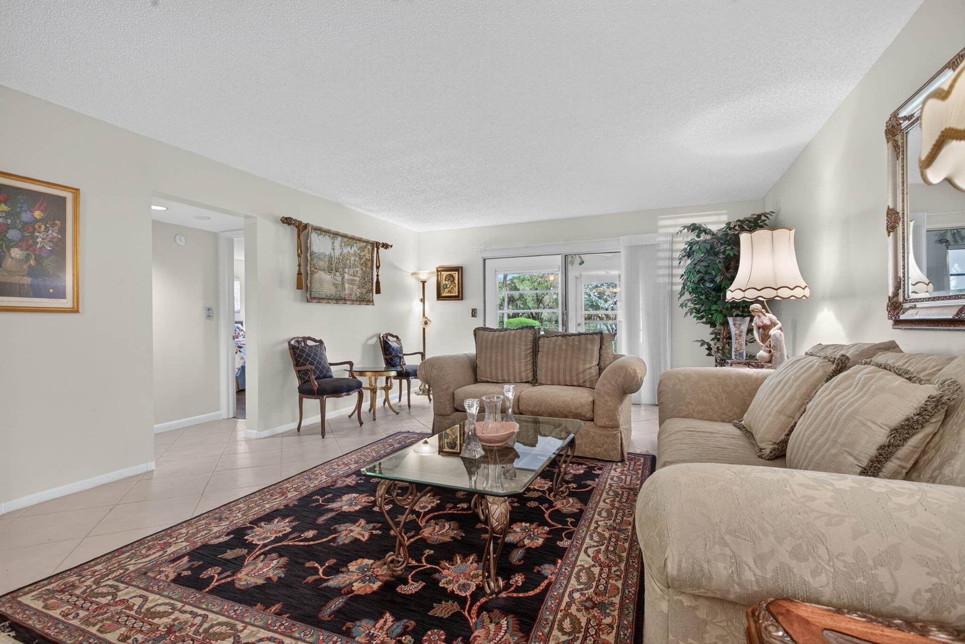 1804 Eleuthera Point, #A1, Coconut Creek, FL 33066 LIVING ROOM