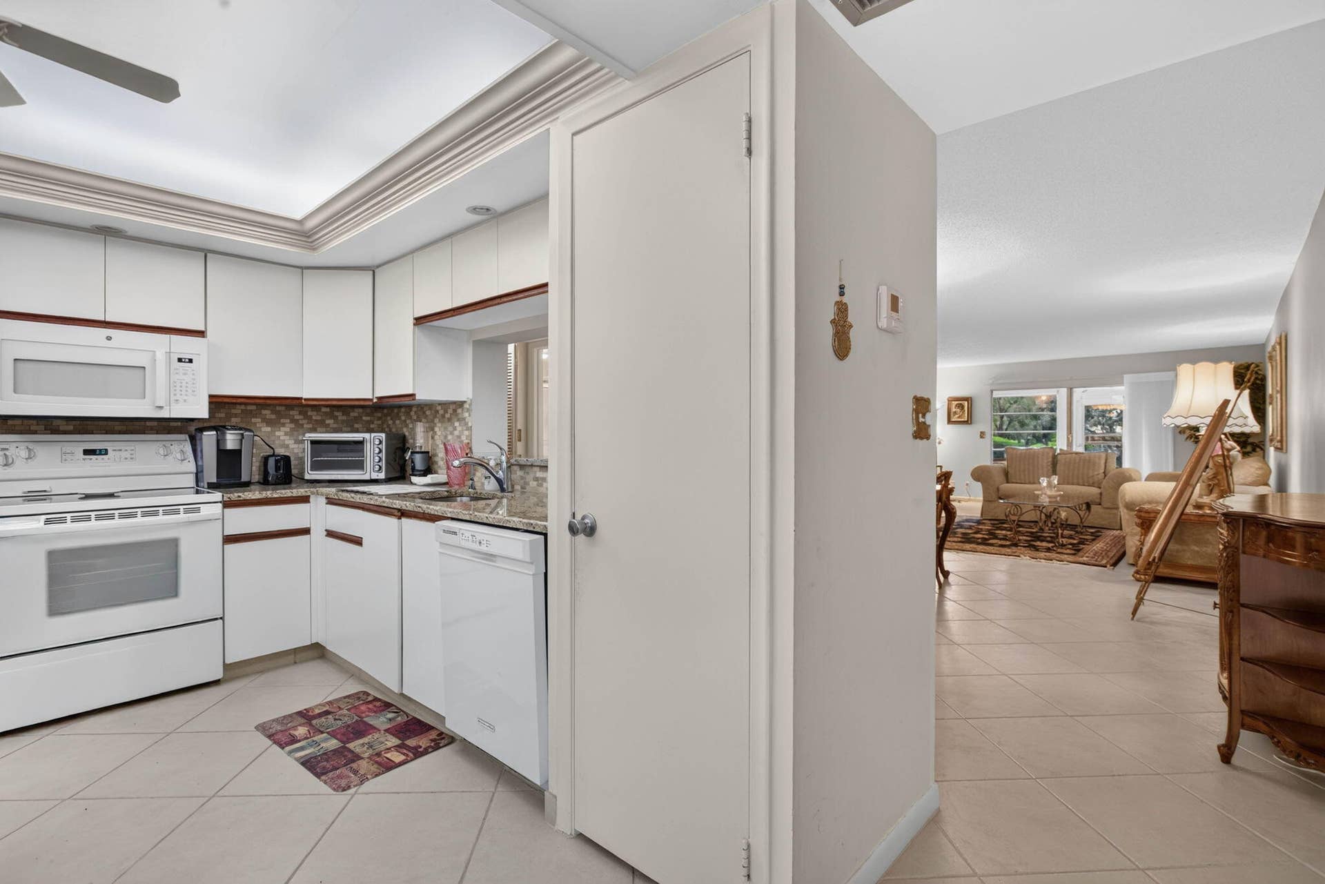 1804 Eleuthera Point, #A1, Coconut Creek, FL 33066 KITCHEN
