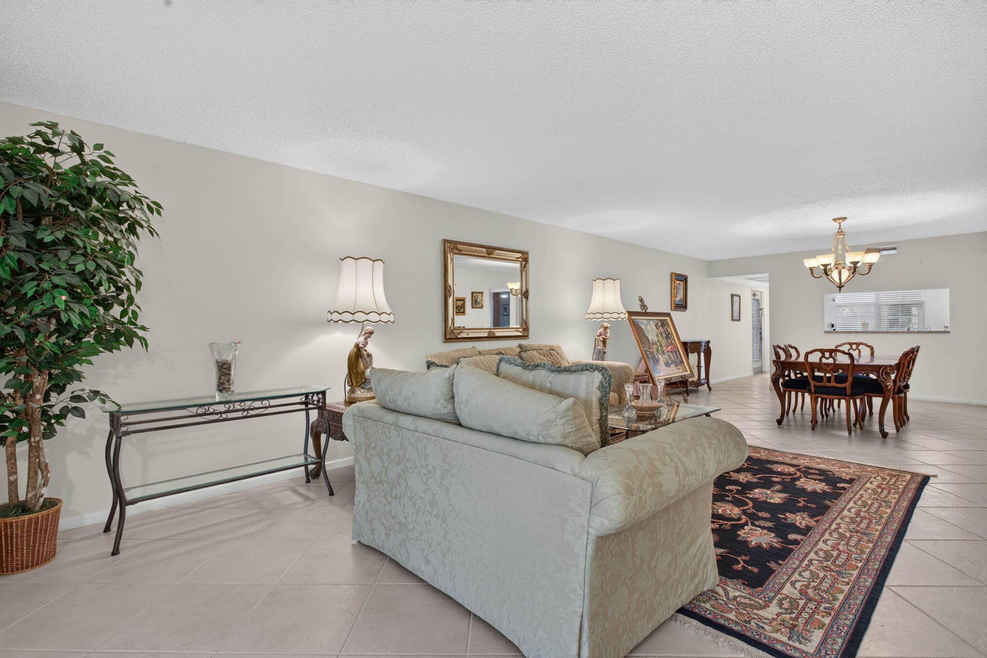 1804 Eleuthera Point, #A1, Coconut Creek, FL 33066 LIVING ROOM