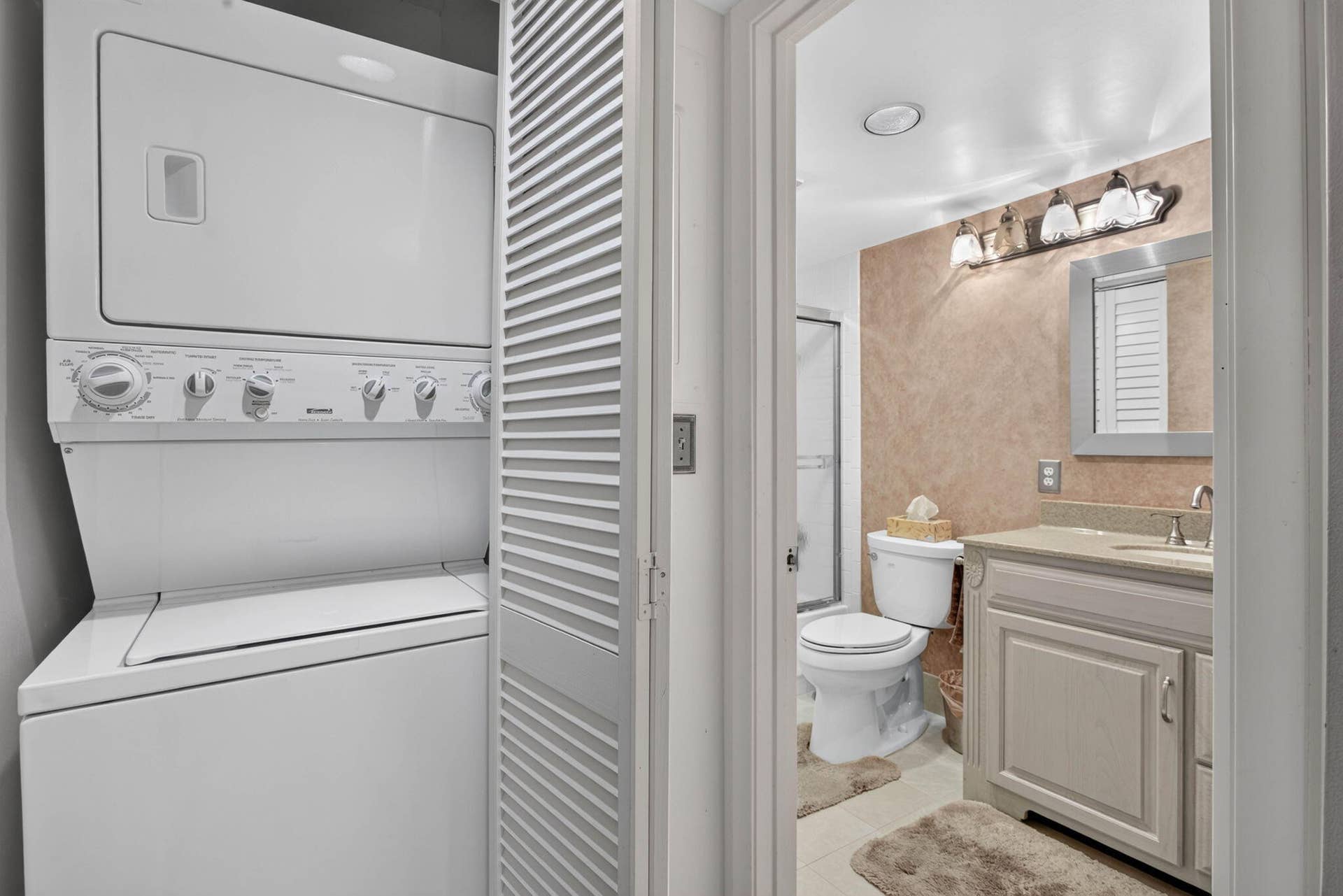 1804 Eleuthera Point, #A1, Coconut Creek, FL 33066 WASHER DRYER