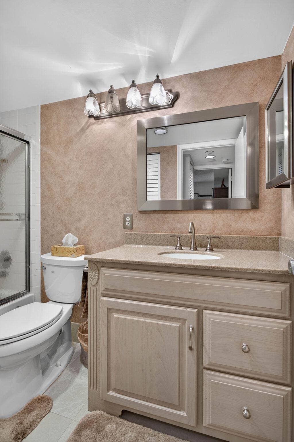 1804 Eleuthera Point, #A1, Coconut Creek, FL 33066 POWDER ROOM