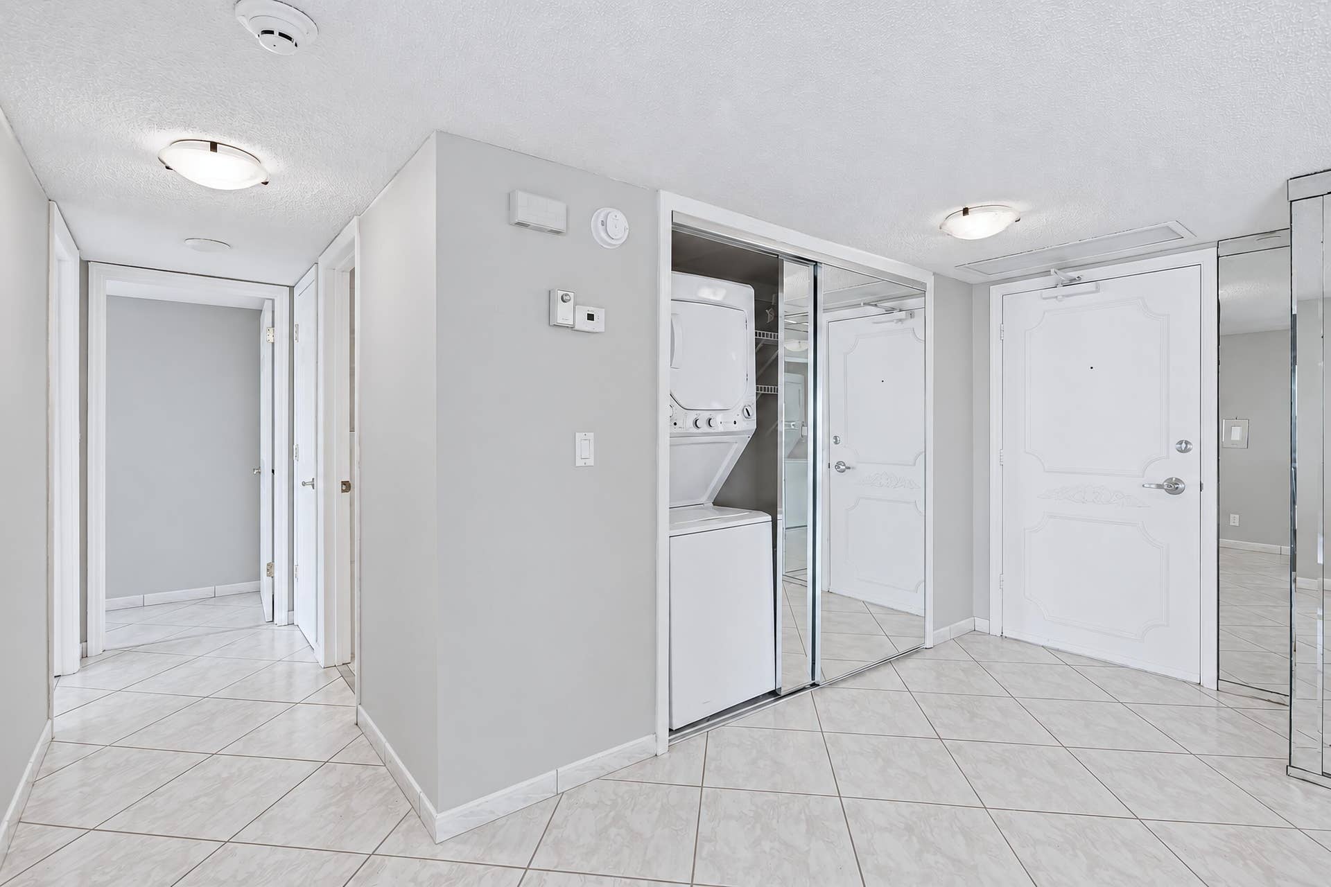 3750 Galt Ocean Drive, #Unit 1710, Fort Lauderdale, FL 33308 Laundry In-Unit