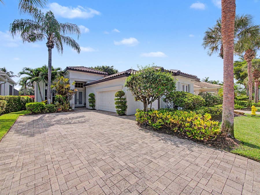 Property photo for 121 ORCHID CAY Drive, Palm Beach Gardens, FL