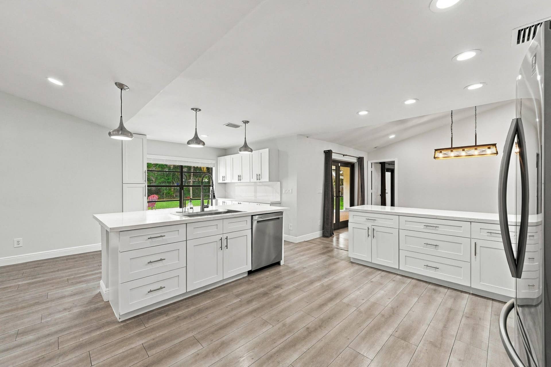 9255 NW 18TH Street, Plantation, FL 33322 13_stl_7300
