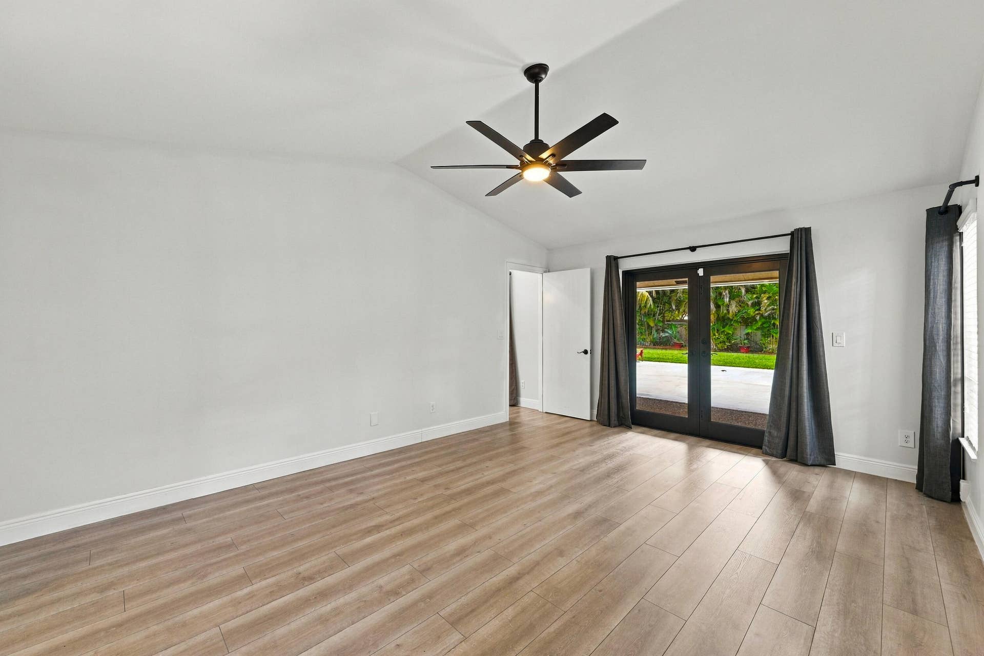 9255 NW 18TH Street, Plantation, FL 33322 Master