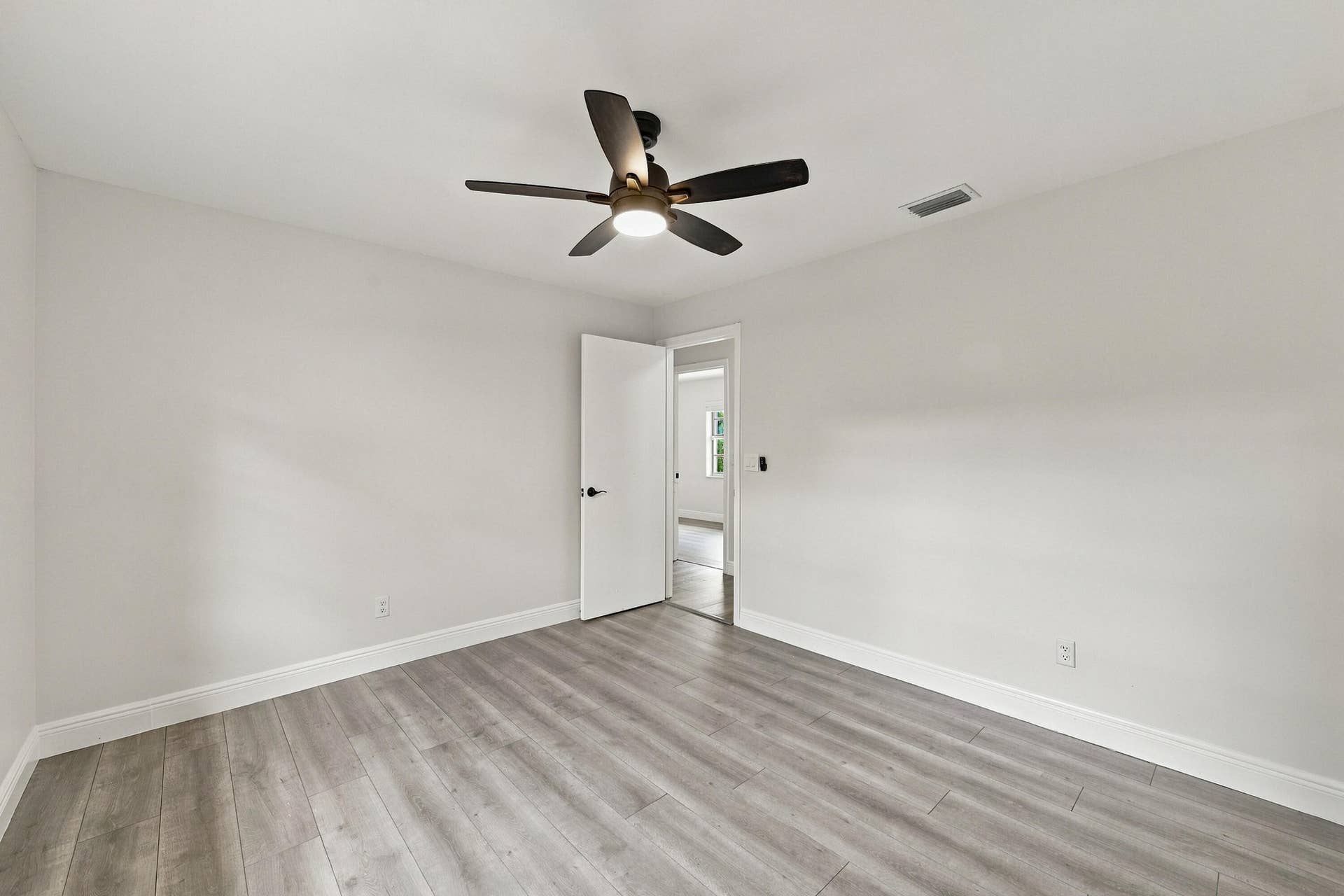 9255 NW 18TH Street, Plantation, FL 33322 32_stl_7385