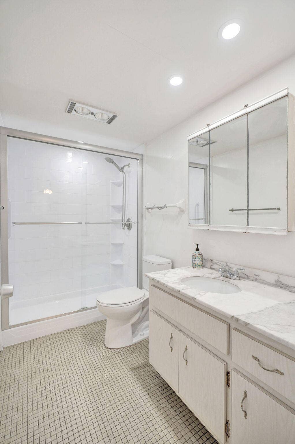 1481 S OCEAN Boulevard S, #316A, Lauderdale By The Sea, FL 33062 11-web-or-mls-DSC02905