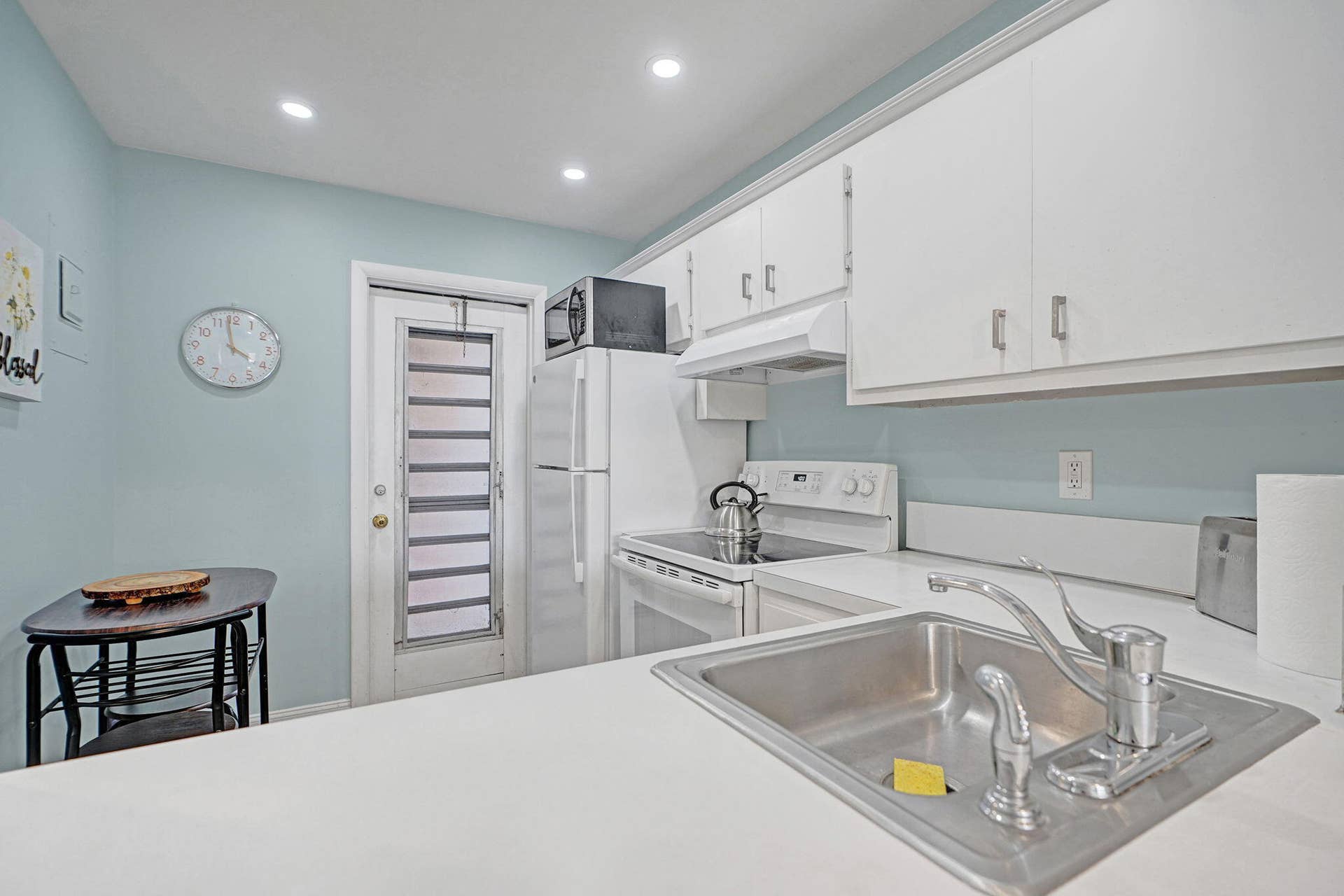 1481 S OCEAN Boulevard S, #316A, Lauderdale By The Sea, FL 33062 30-web-or-mls-DSC02977