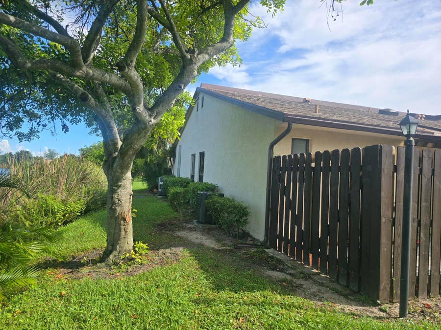 Property photo for 3801 WATERVIEW Circle, Palm Springs, FL
