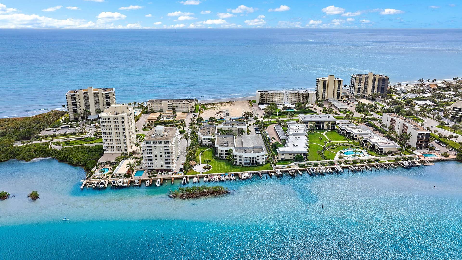 325 S Beach Road, #210, Tequesta, FL 33469 325 S Beach Rd unit 210-26