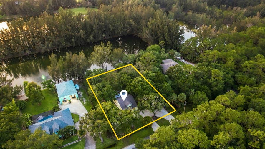 Property photo for 4235 70TH Avenue, Vero Beach, FL