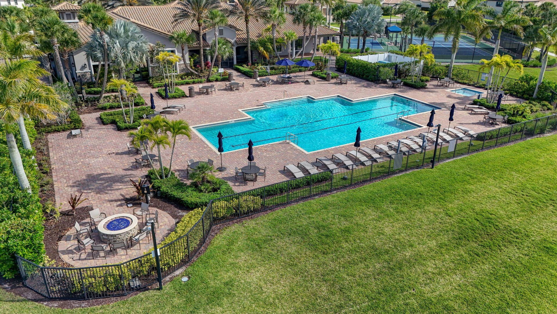 532 Sonoma Isles Circle, Jupiter, Jupiter, FL 33478 38-web-or-mls-DJI_20260424044447_0934_D-
