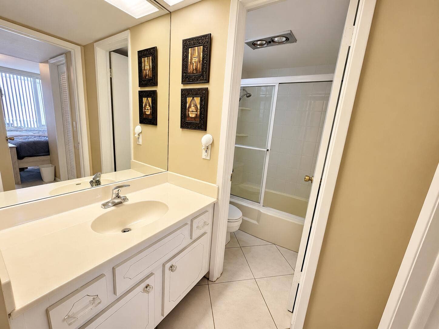 3570 S OCEAN Boulevard, #809, South Palm Beach, South Palm Beach, FL 33480 23