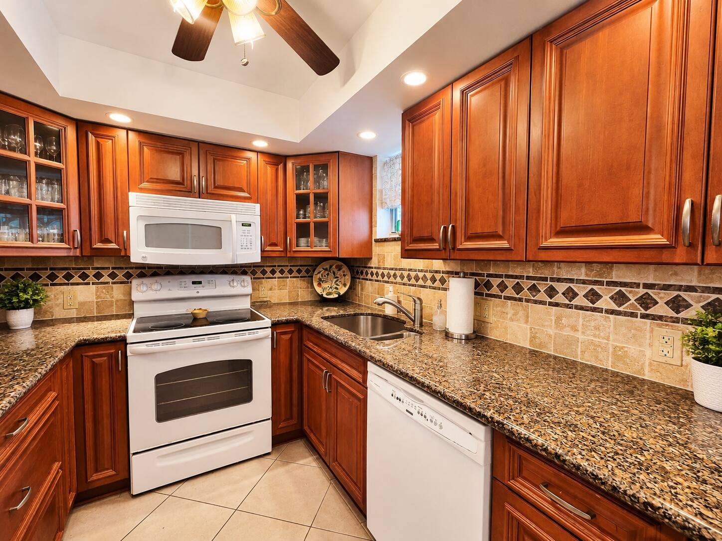 3570 S OCEAN Boulevard, #809, South Palm Beach, South Palm Beach, FL 33480 13