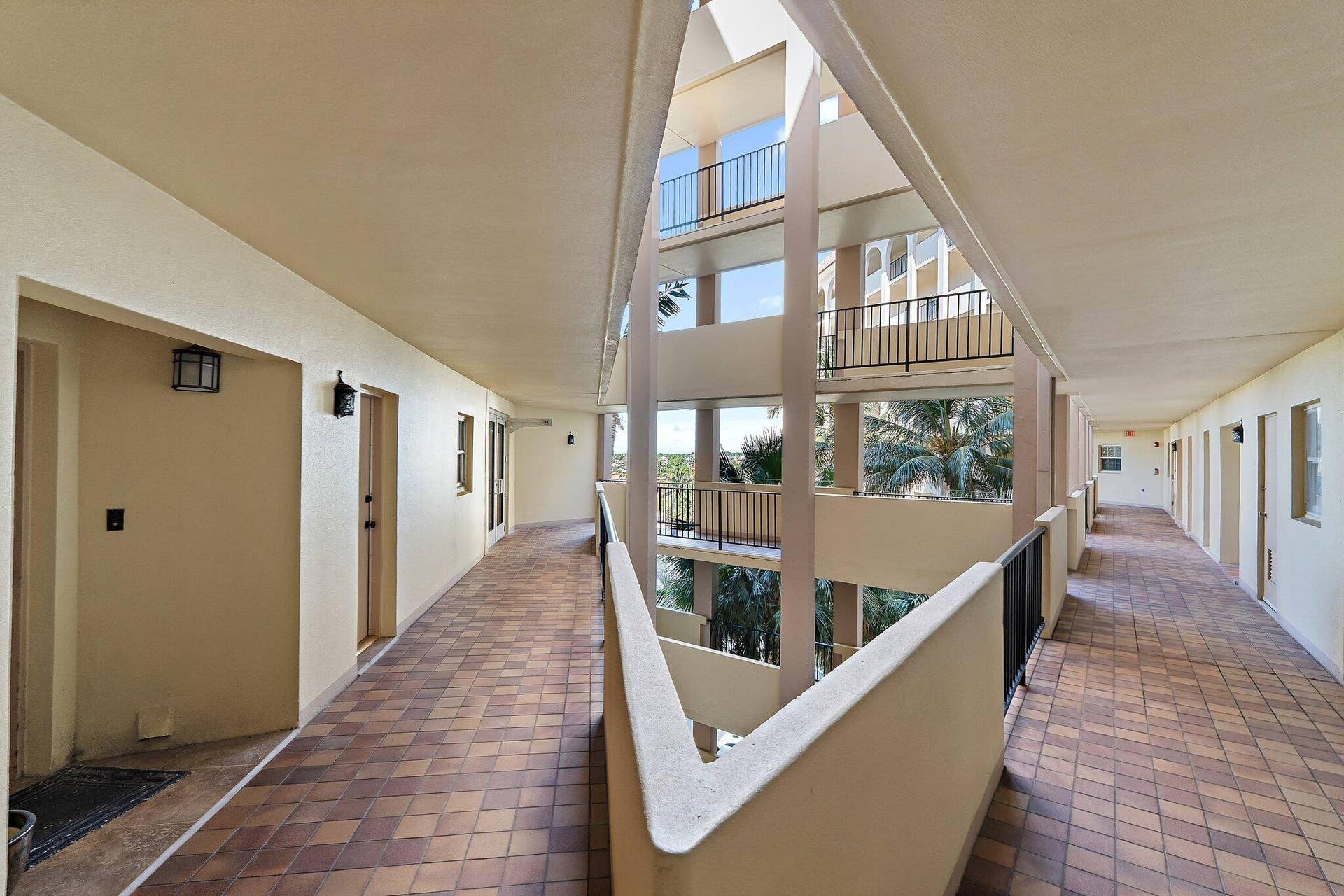 3475 S OCEAN, #4080, Palm Beach, FL 33480 055-3475SOceanBlvd-408-PalmBeach-FL-3348