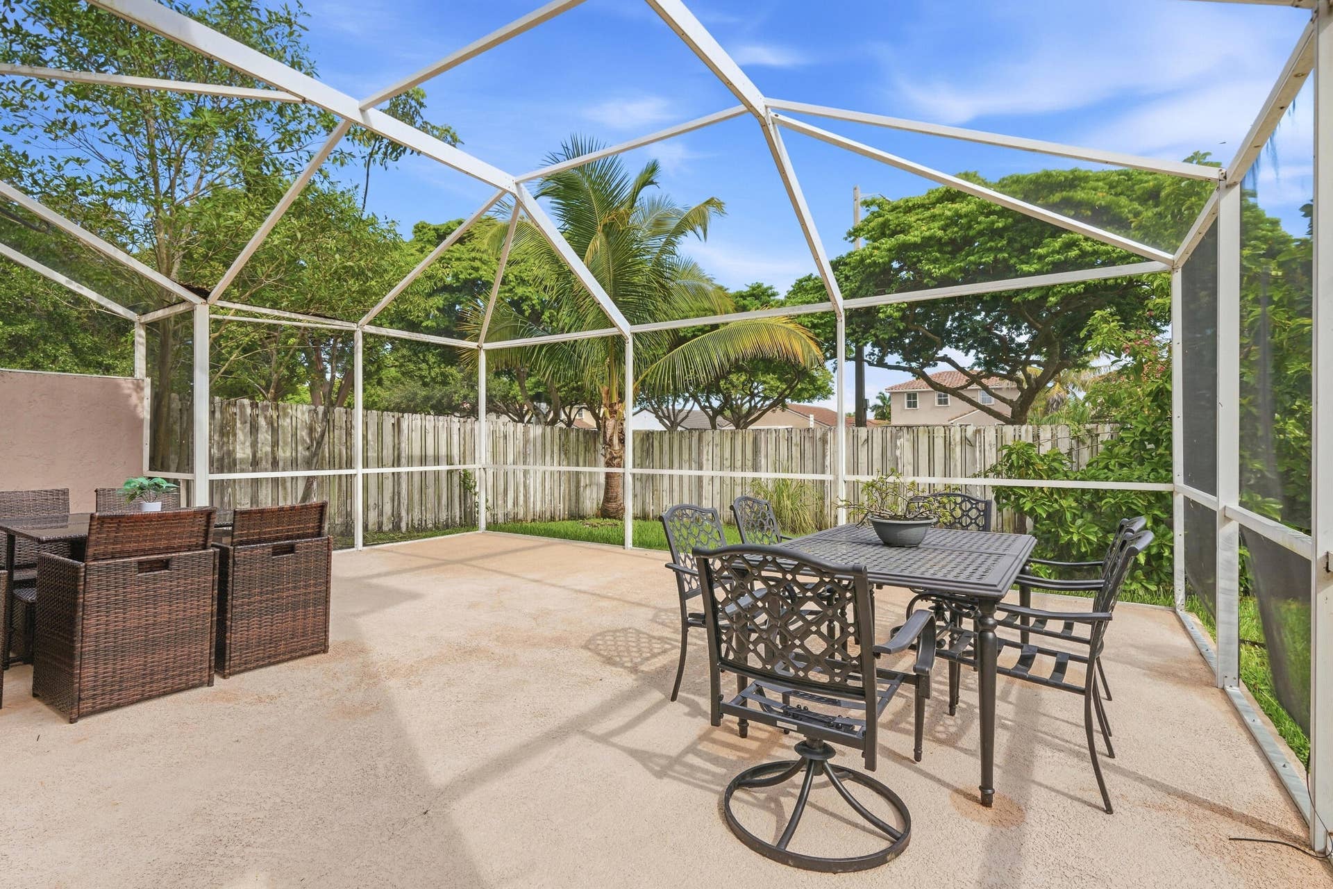 19257 NW 14th Street, Pembroke Pines, FL 33029 30