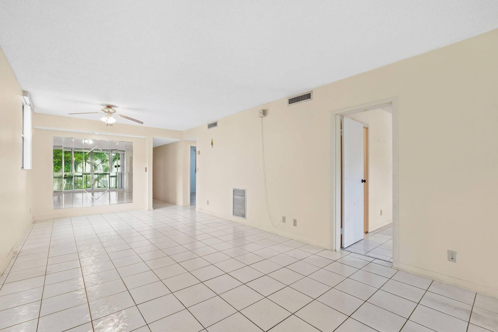8425 Forest Hills Drive, #205, Coral Springs, FL 33065 19-web-or-mls-8425_Forest_Hills_Drive_Un