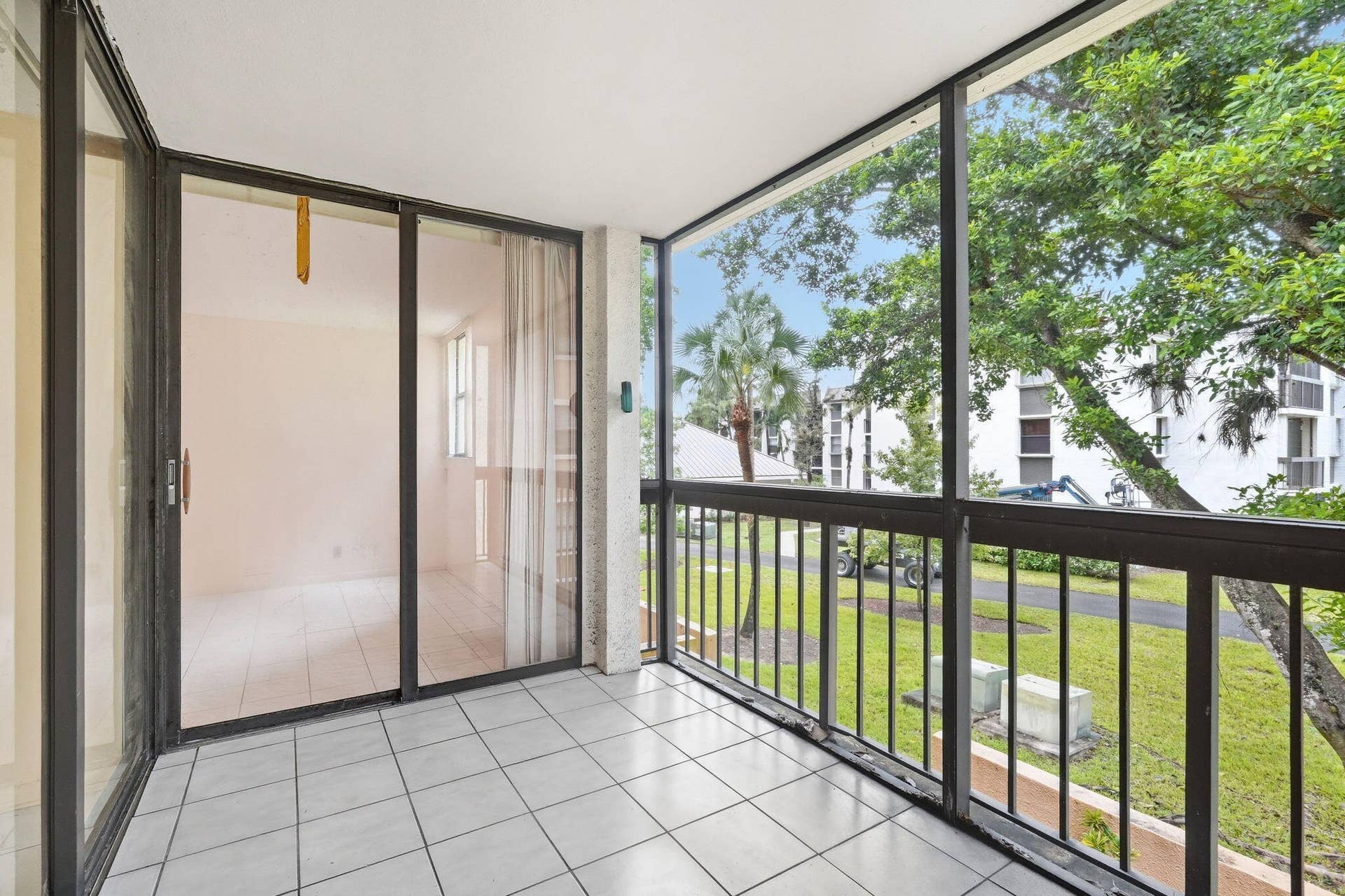 8425 Forest Hills Drive, #205, Coral Springs, FL 33065 26-web-or-mls-8425_Forest_Hills_Drive_Un