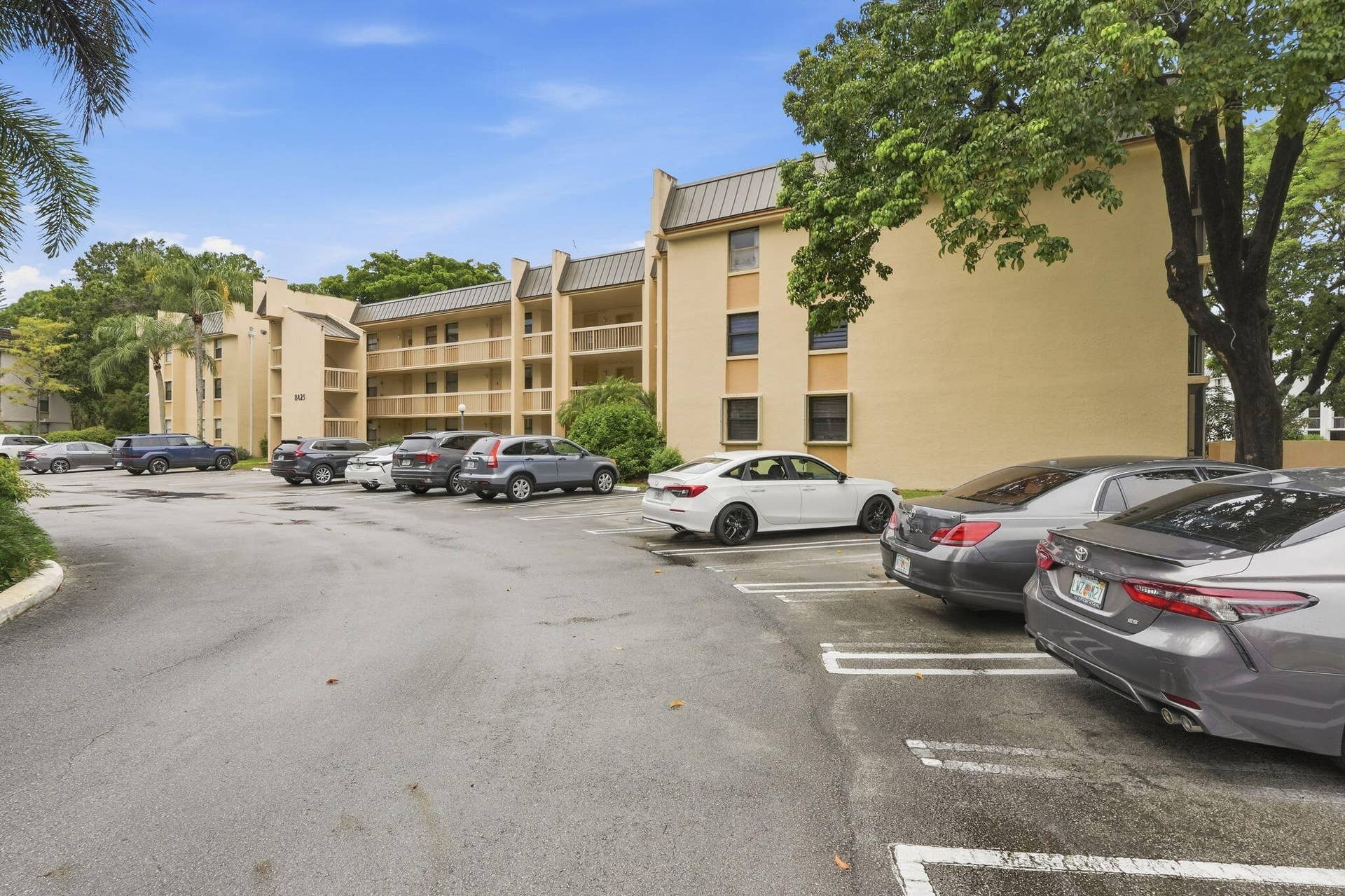 8425 Forest Hills Drive, #205, Coral Springs, FL 33065 39-web-or-mls-8425_Forest_Hills_Drive_Un