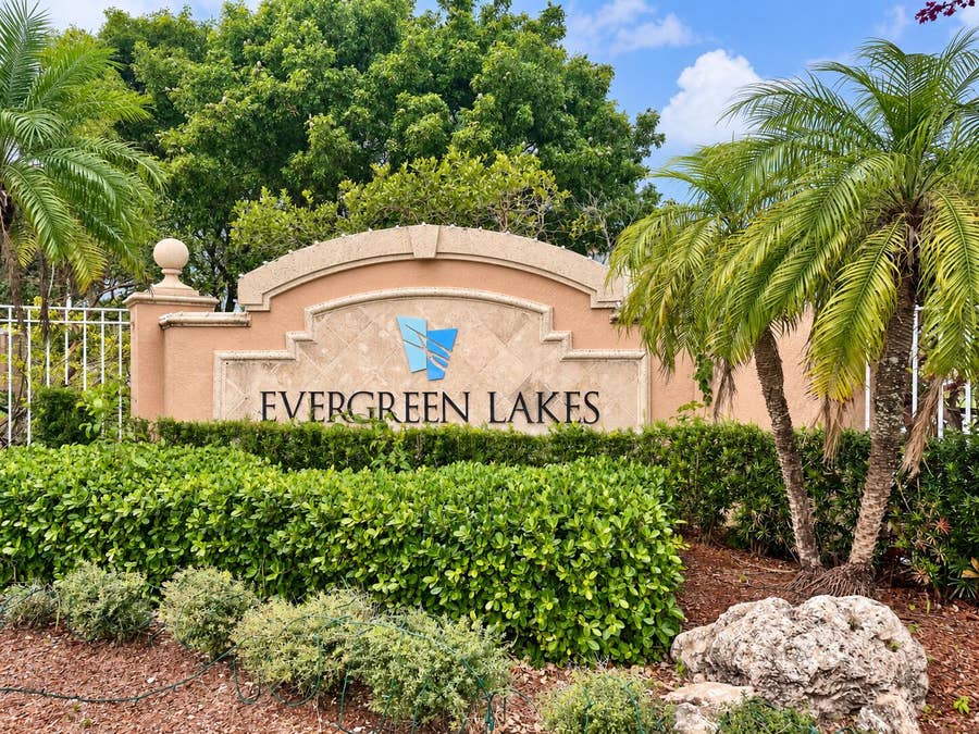 Property photo for 5021 Wiles Road, #Apt 301, Coconut Creek, FL