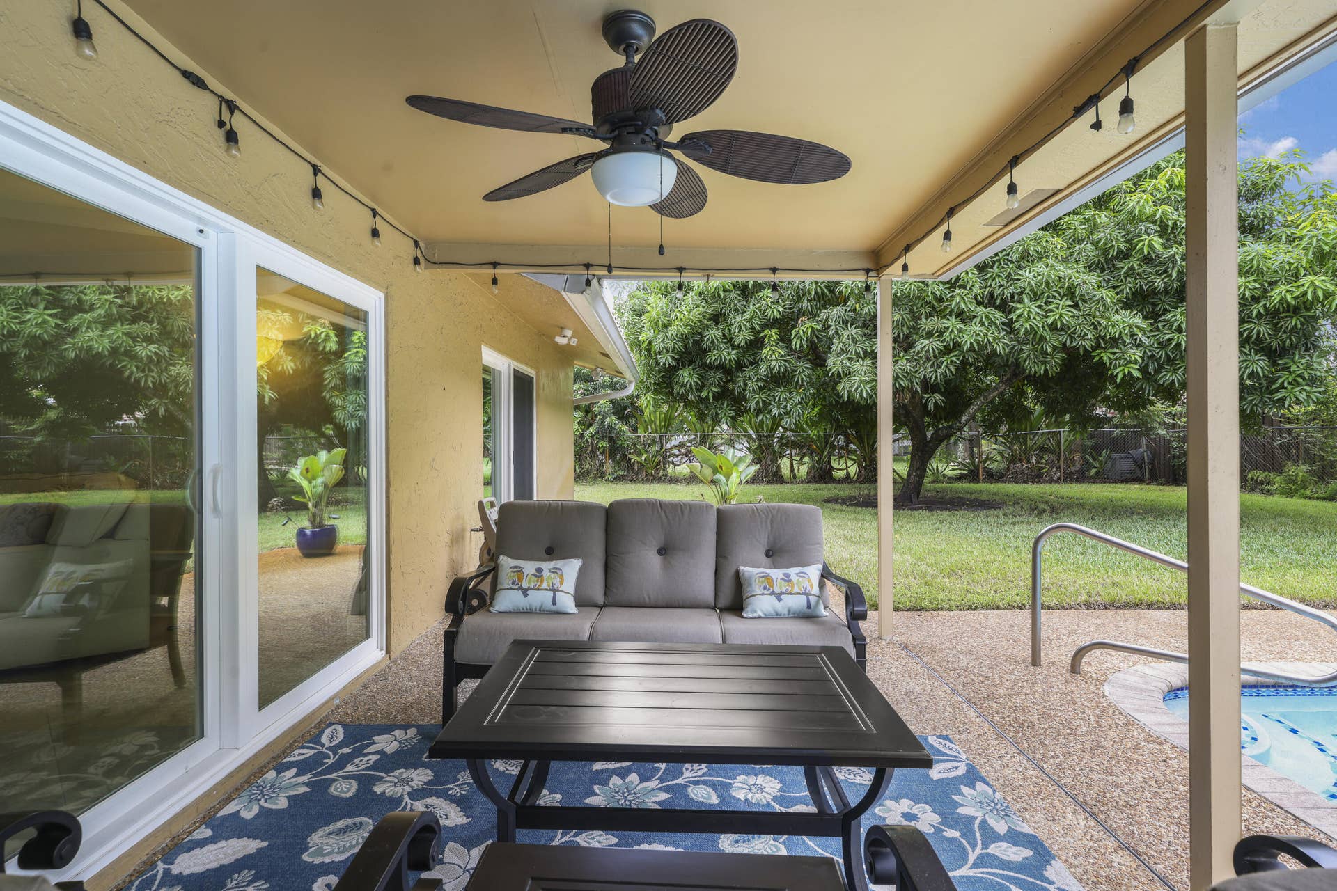 992 NW 83RD Drive, Coral Springs, FL 33071 992 NW 83rd Dr - 40.jpg-FULL