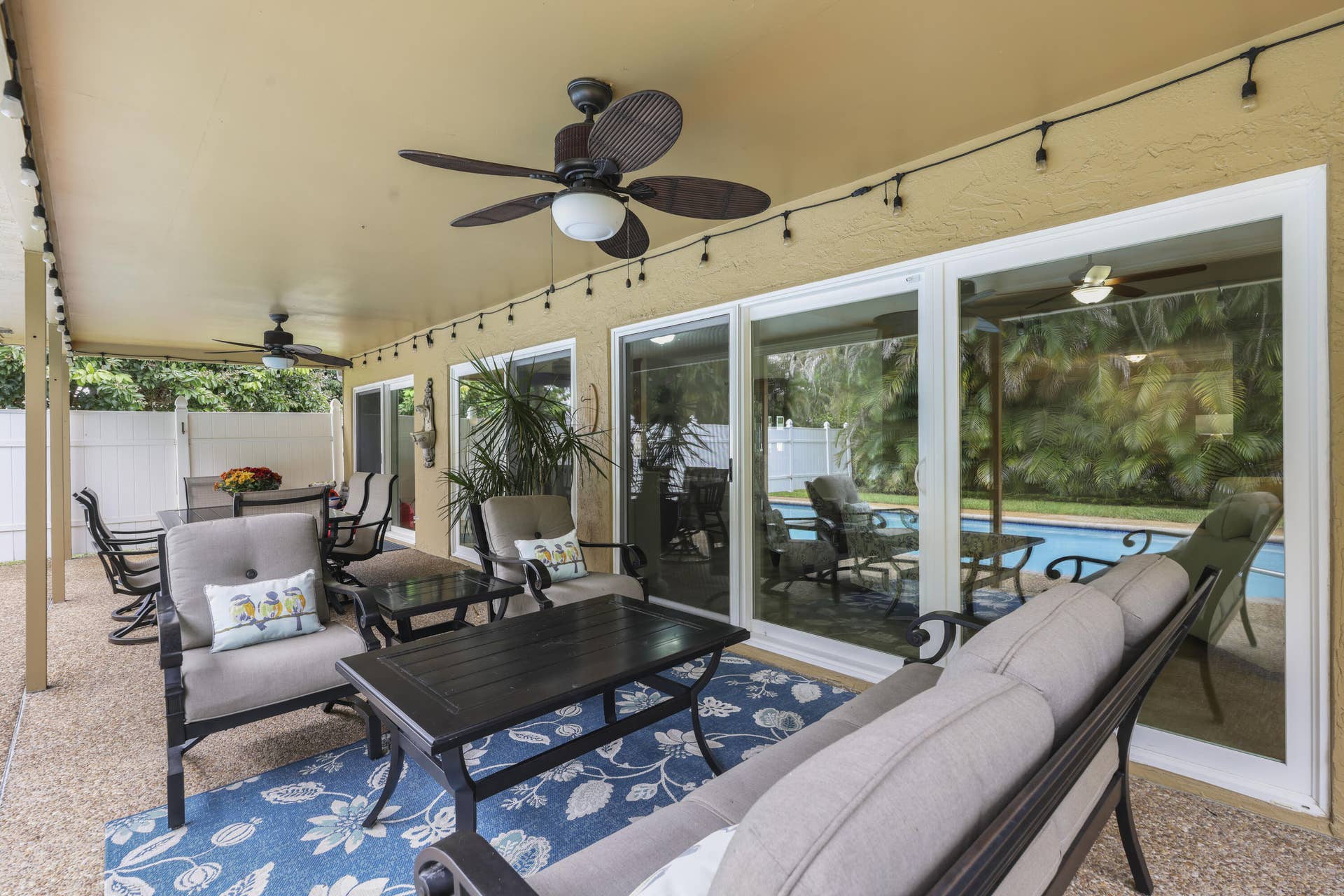 992 NW 83RD Drive, Coral Springs, FL 33071 992 NW 83rd Dr - 39.jpg-FULL