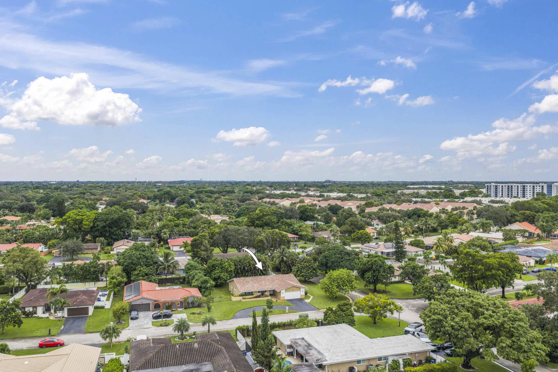 992 NW 83RD Drive, Coral Springs, FL 33071 992 NW 83rd Dr - 70.jpg-FULL