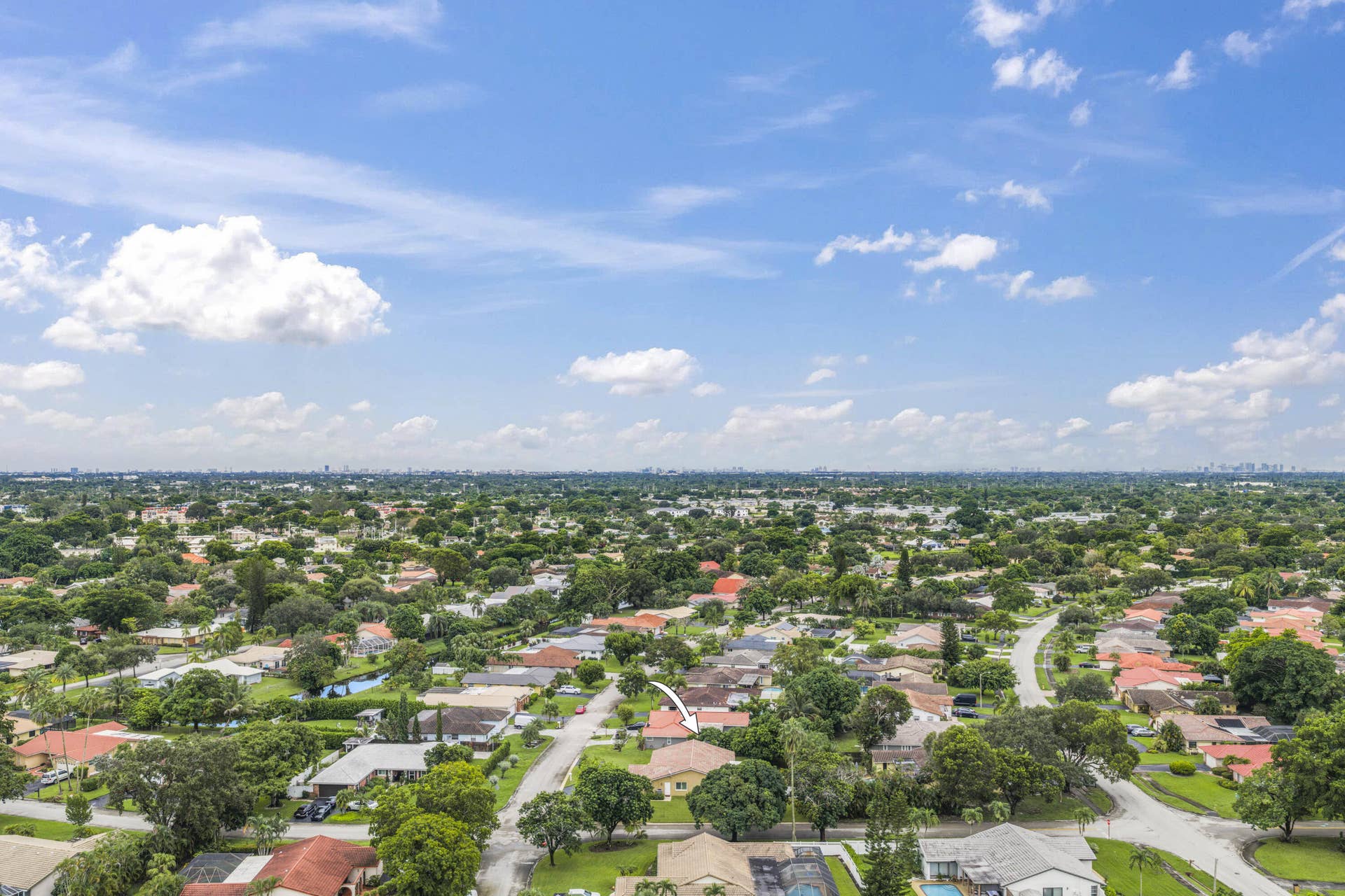 992 NW 83RD Drive, Coral Springs, FL 33071 992 NW 83rd Dr - 77.jpg-FULL