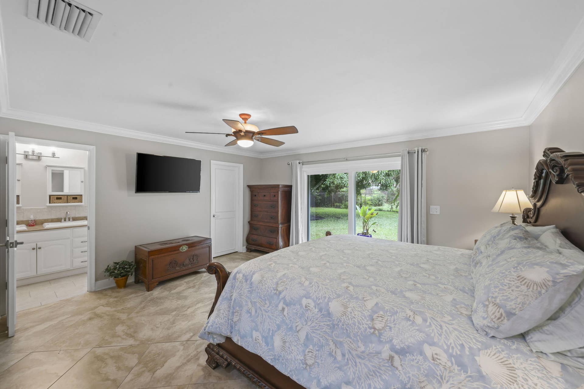 992 NW 83RD Drive, Coral Springs, FL 33071 992 NW 83rd Dr - 53.jpg-FULL