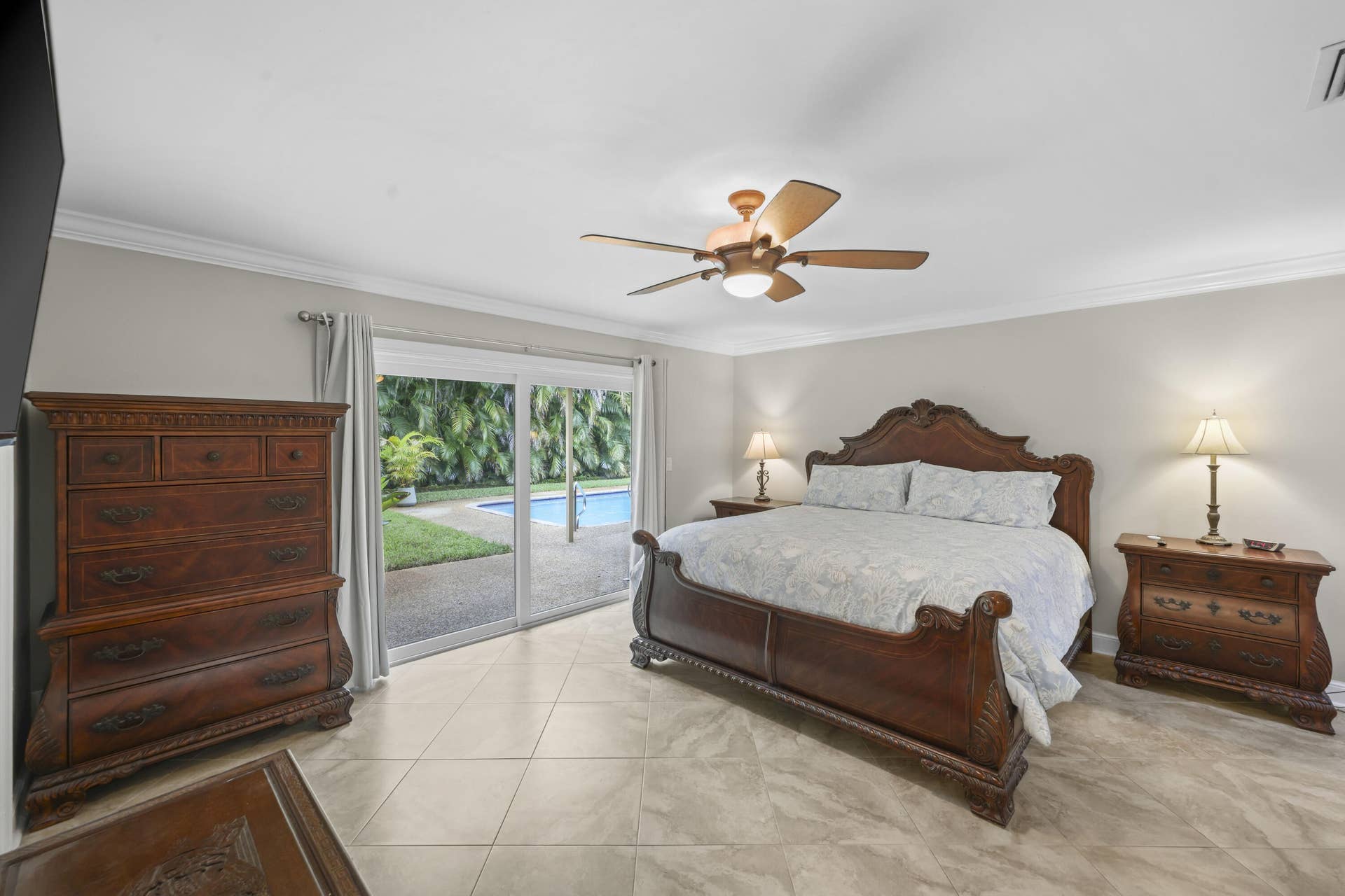 992 NW 83RD Drive, Coral Springs, FL 33071 992 NW 83rd Dr - 54.jpg-FULL