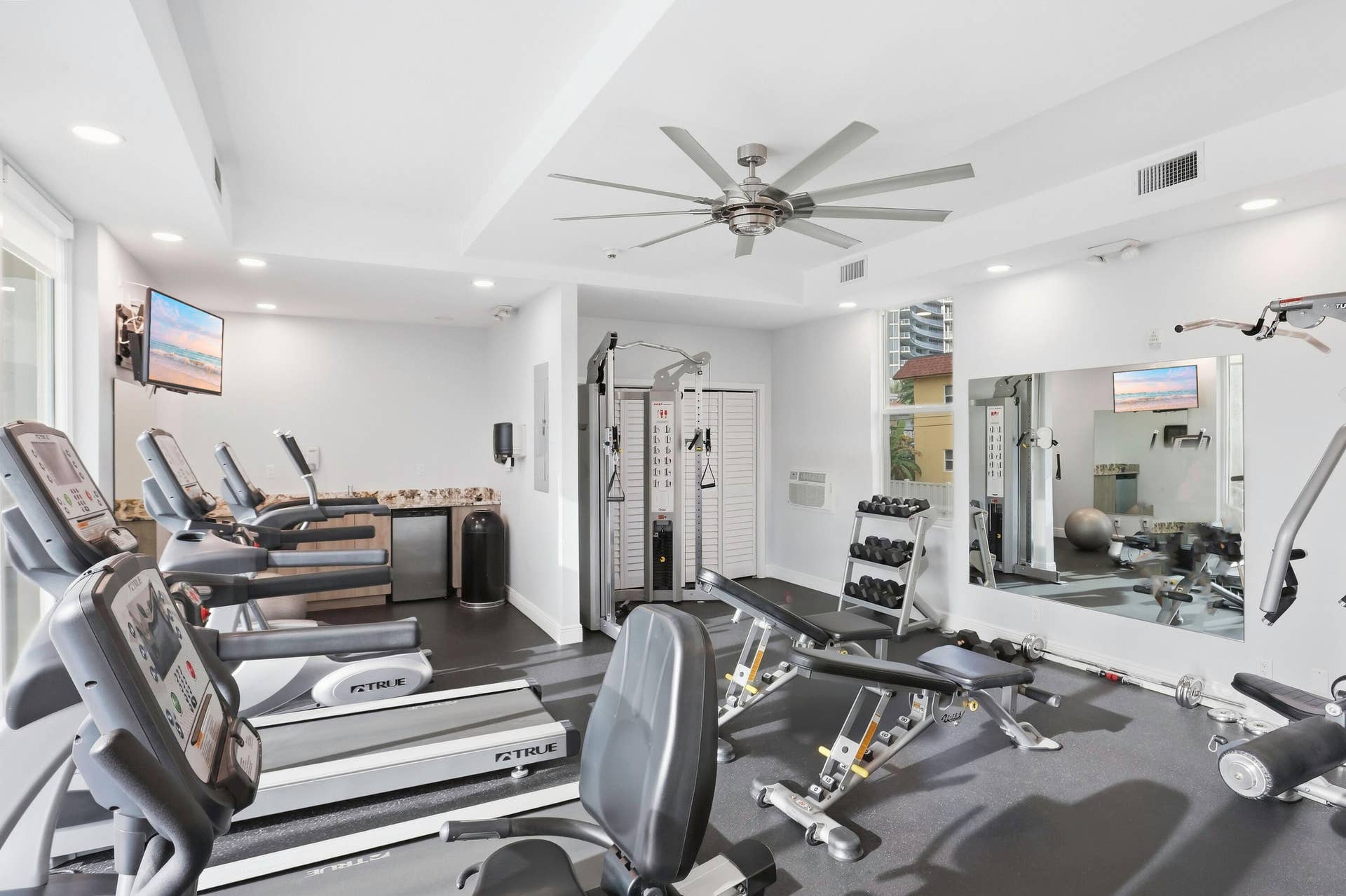 GYM