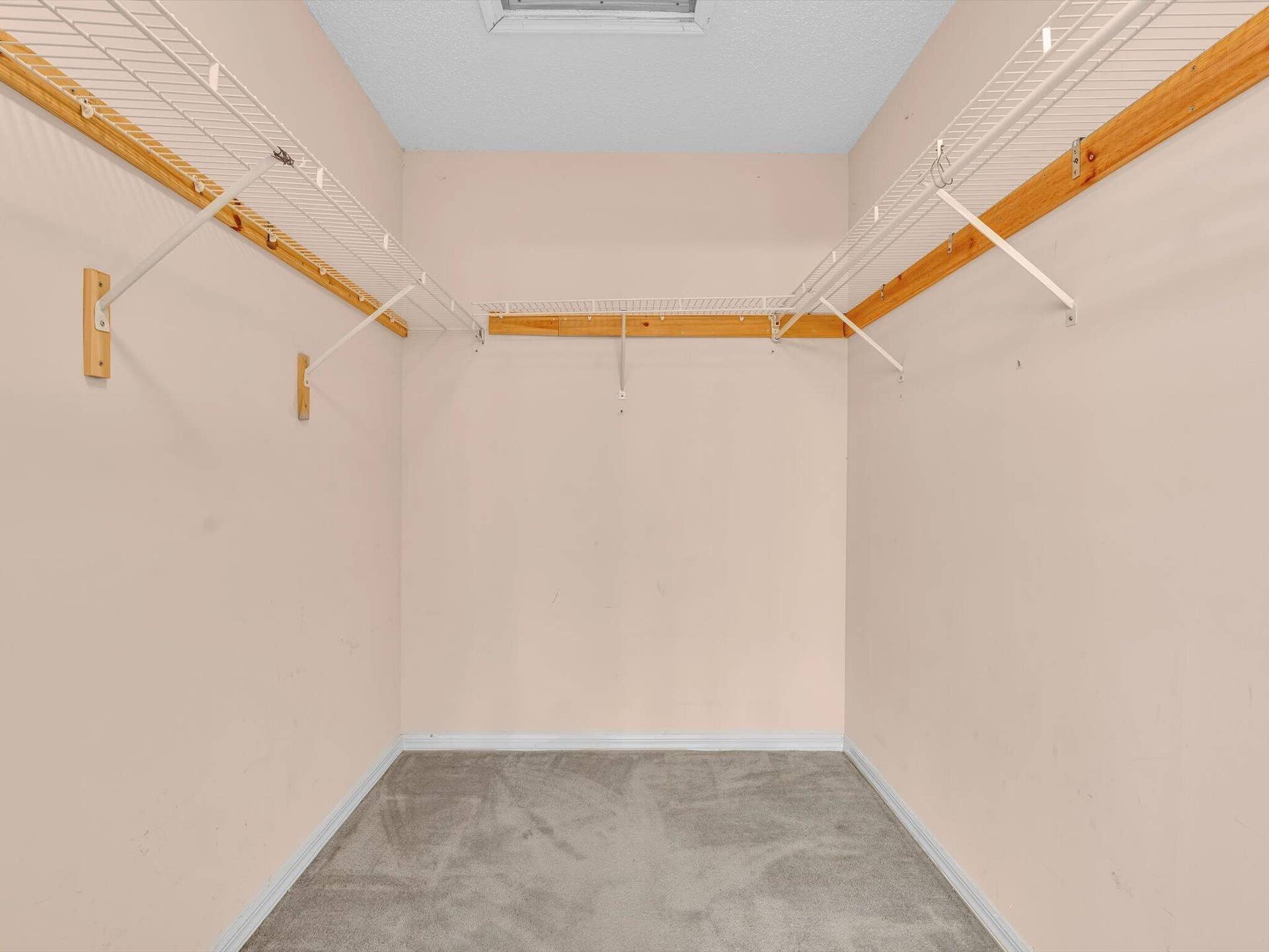 12535 SW 7th Place, Davie, FL 33325 walk-in closet