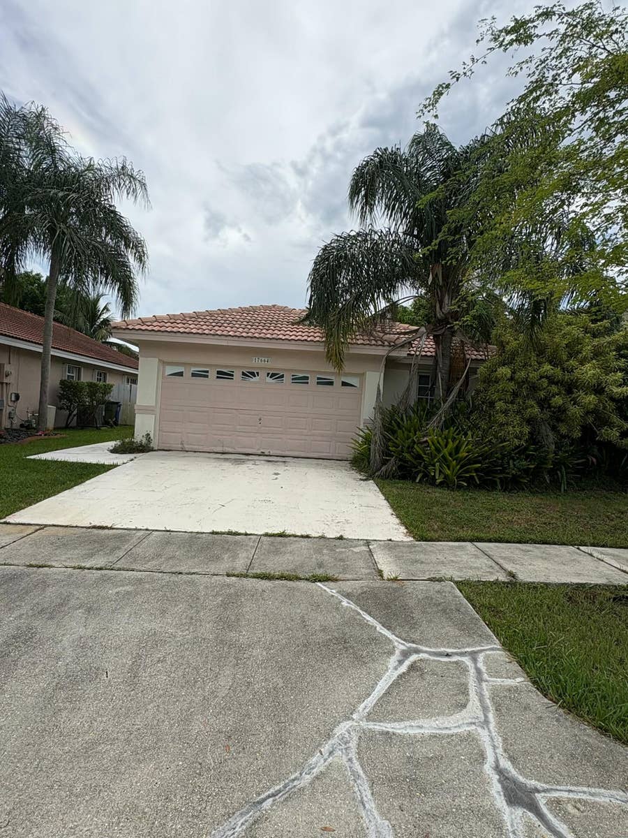 Property photo for 17664 SW 6TH Street, Pembroke Pines, FL
