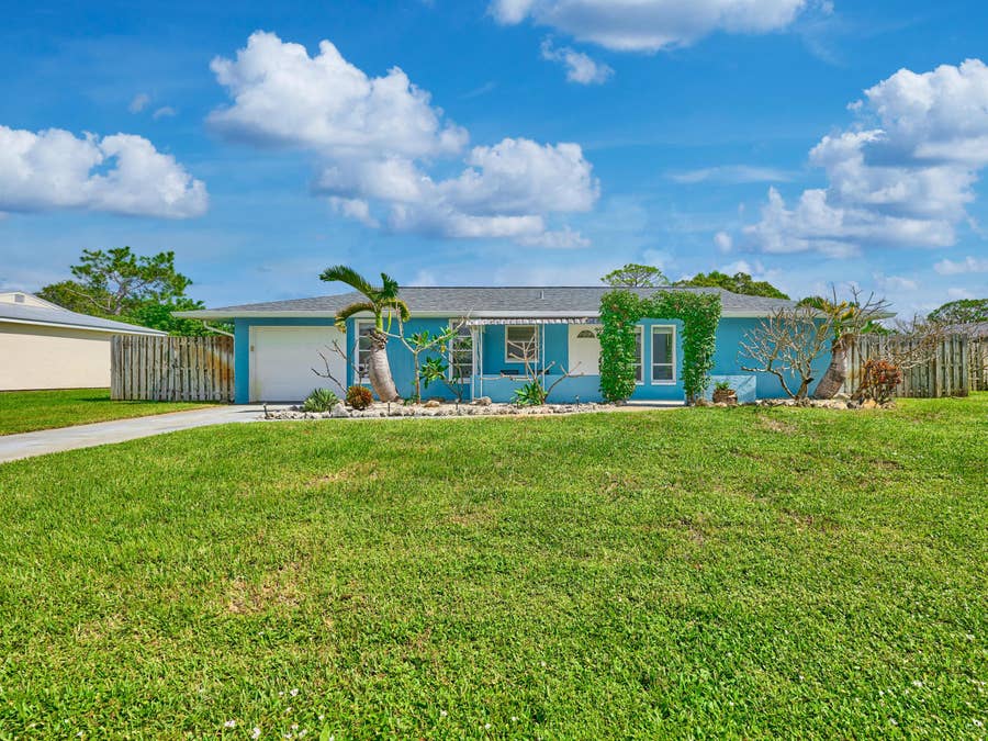 Property photo for 1341 SE MOHAVE Street, Port St Lucie, FL