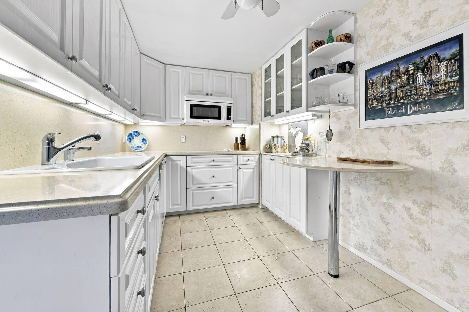 2295 S Ocean Boulevard, #517, Palm Beach, FL 33480 2295-S-Ocean-Blvd-Apt-517-PB-MLS-003
