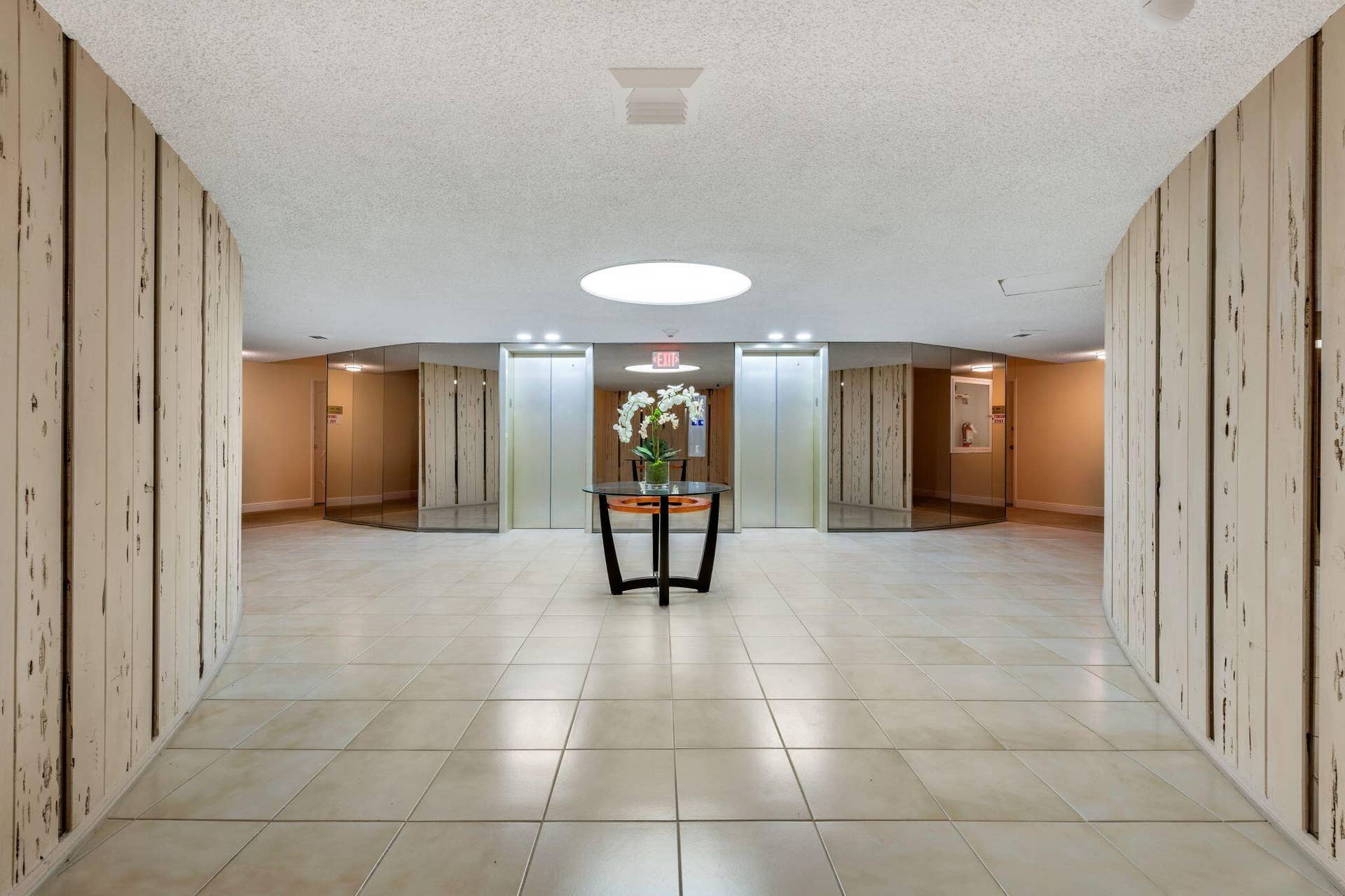 2295 S Ocean Boulevard, #517, Palm Beach, FL 33480 2295-S-Ocean-Blvd-Apt-517-PB-MLS-011