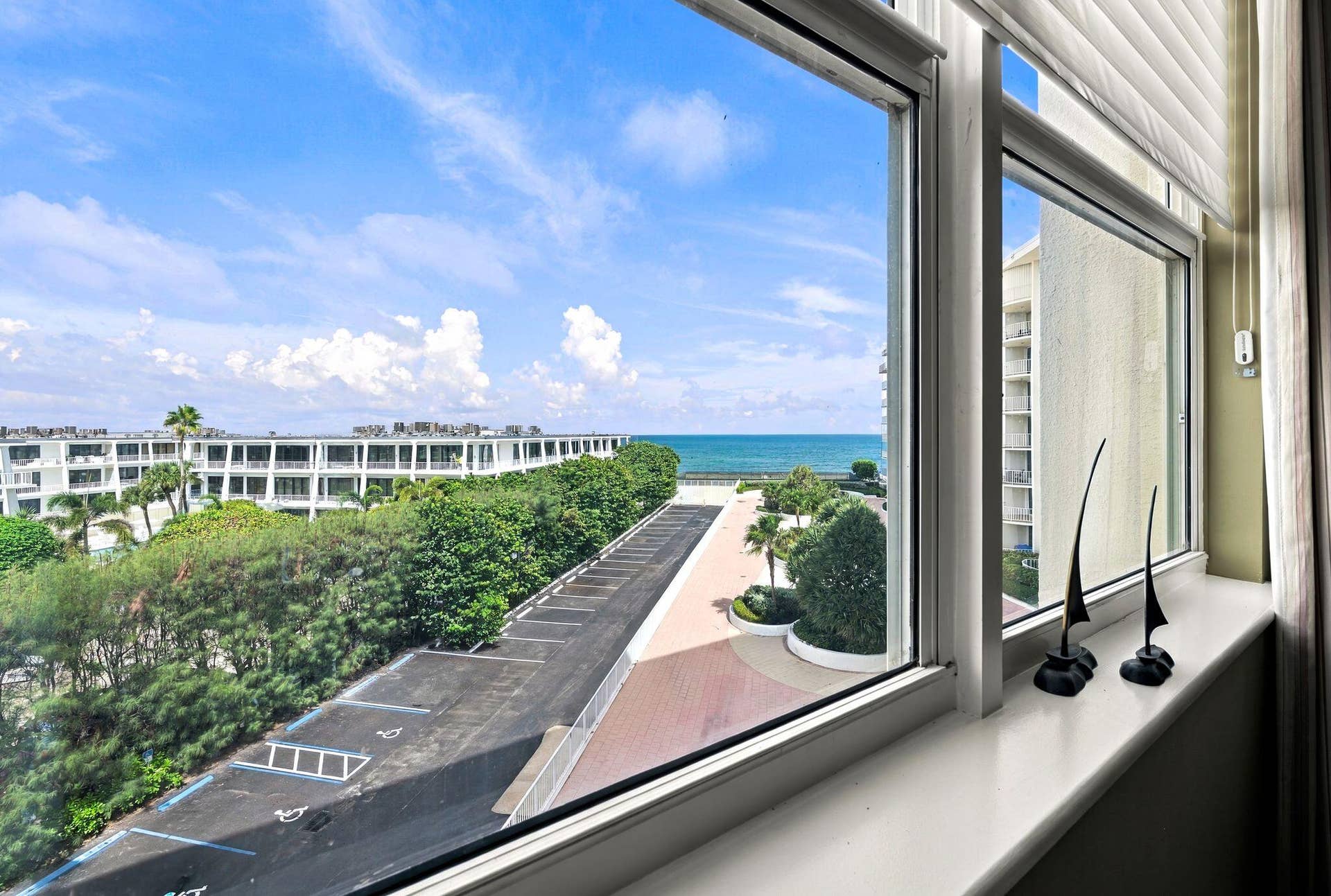 2295 S Ocean Boulevard, #517, Palm Beach, FL 33480 2295-S-Ocean-Blvd-Apt-517-PB-MLS-039