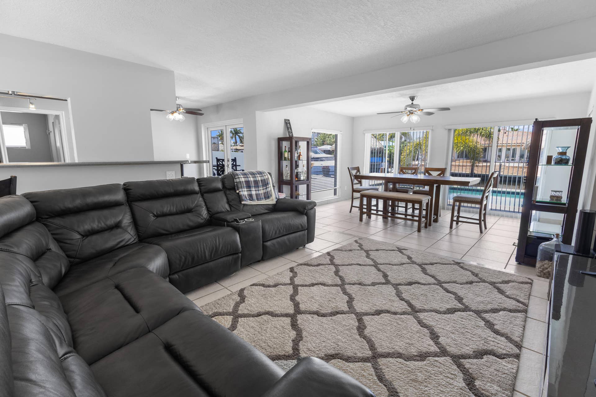 2333 SE 11TH Street, Pompano Beach, Pompano Beach, FL 33062 IMG_0076