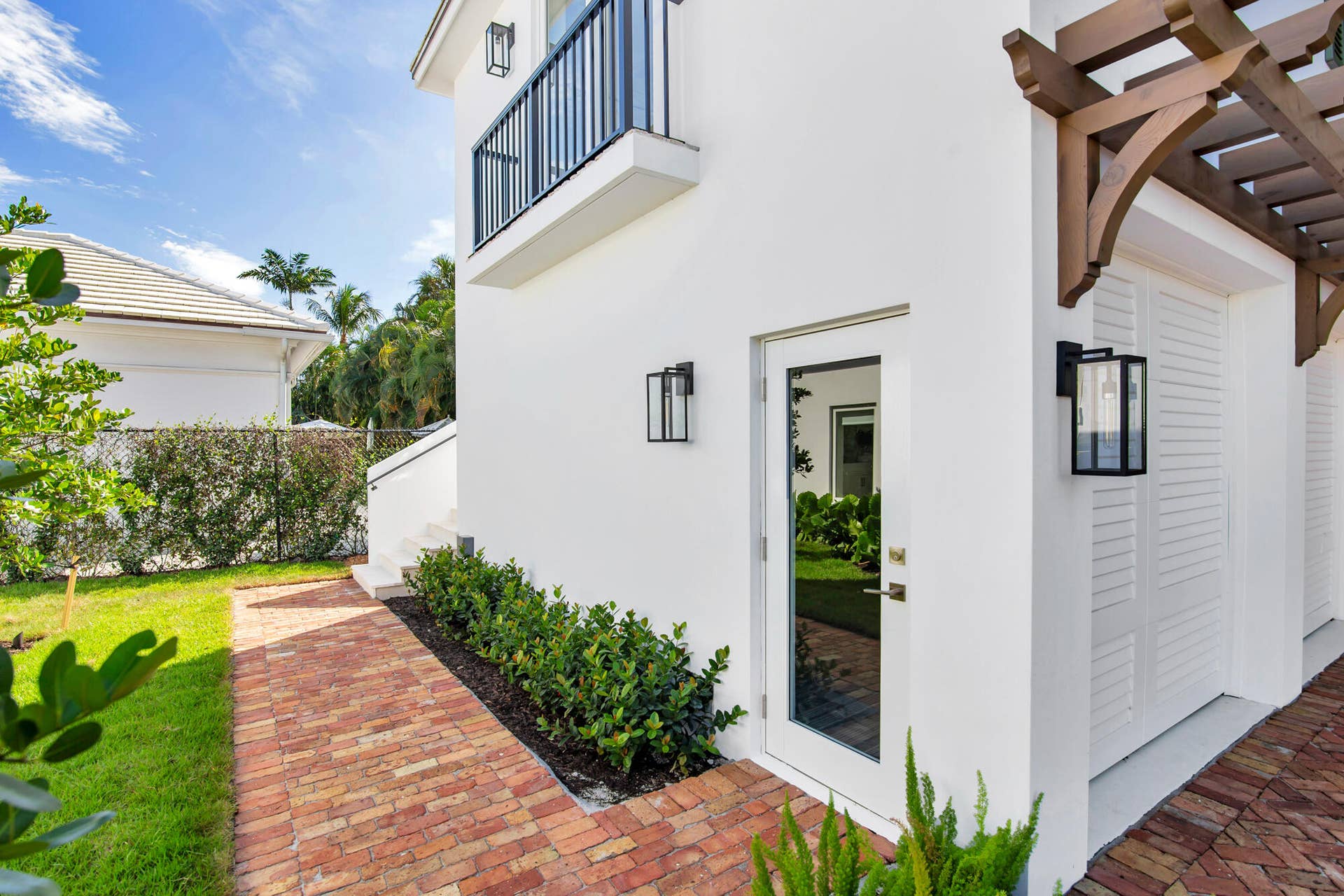 110 Greenwood Drive, West Palm Beach, FL 33405 Guest House
