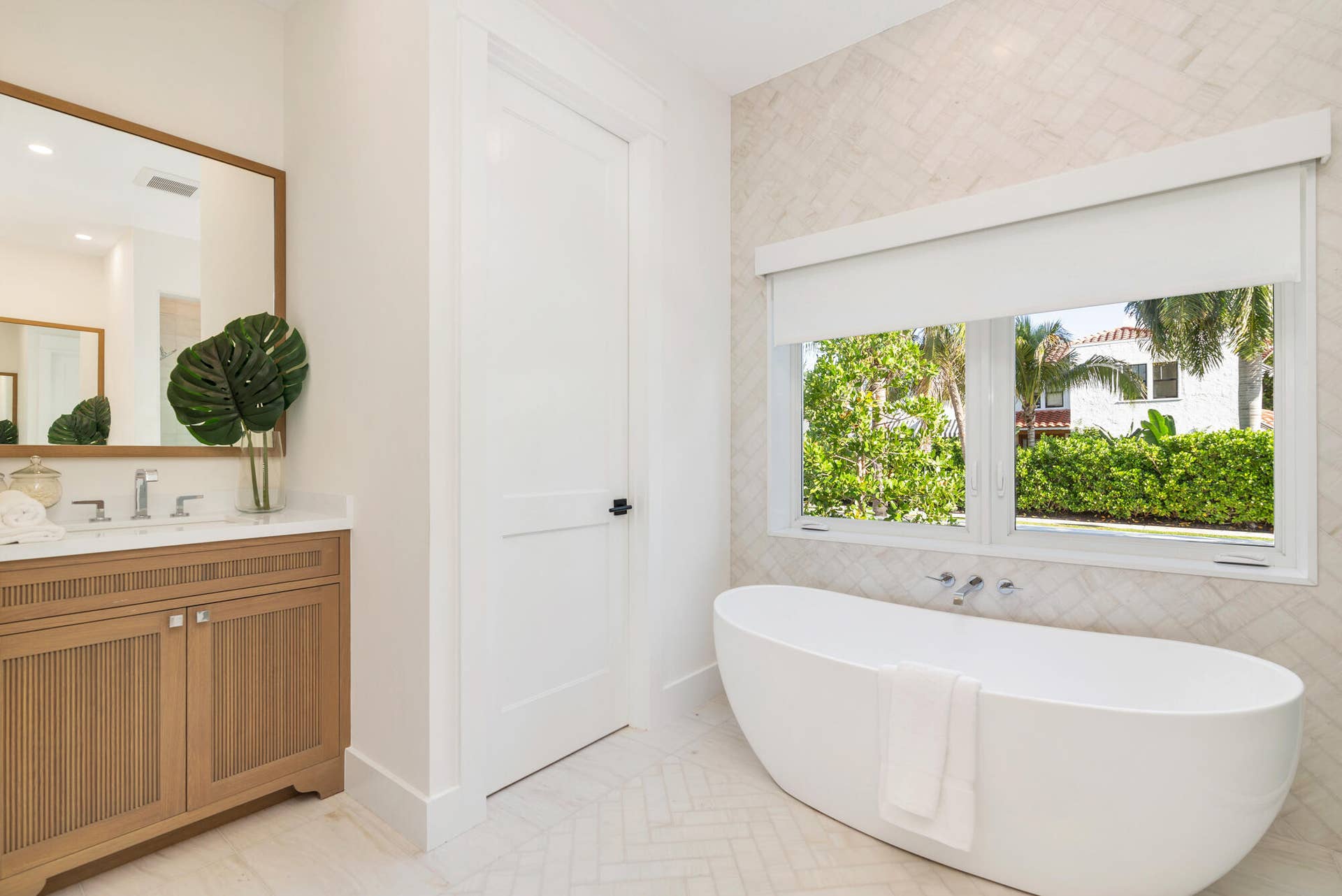 110 Greenwood Drive, West Palm Beach, FL 33405 Primary Bathroom