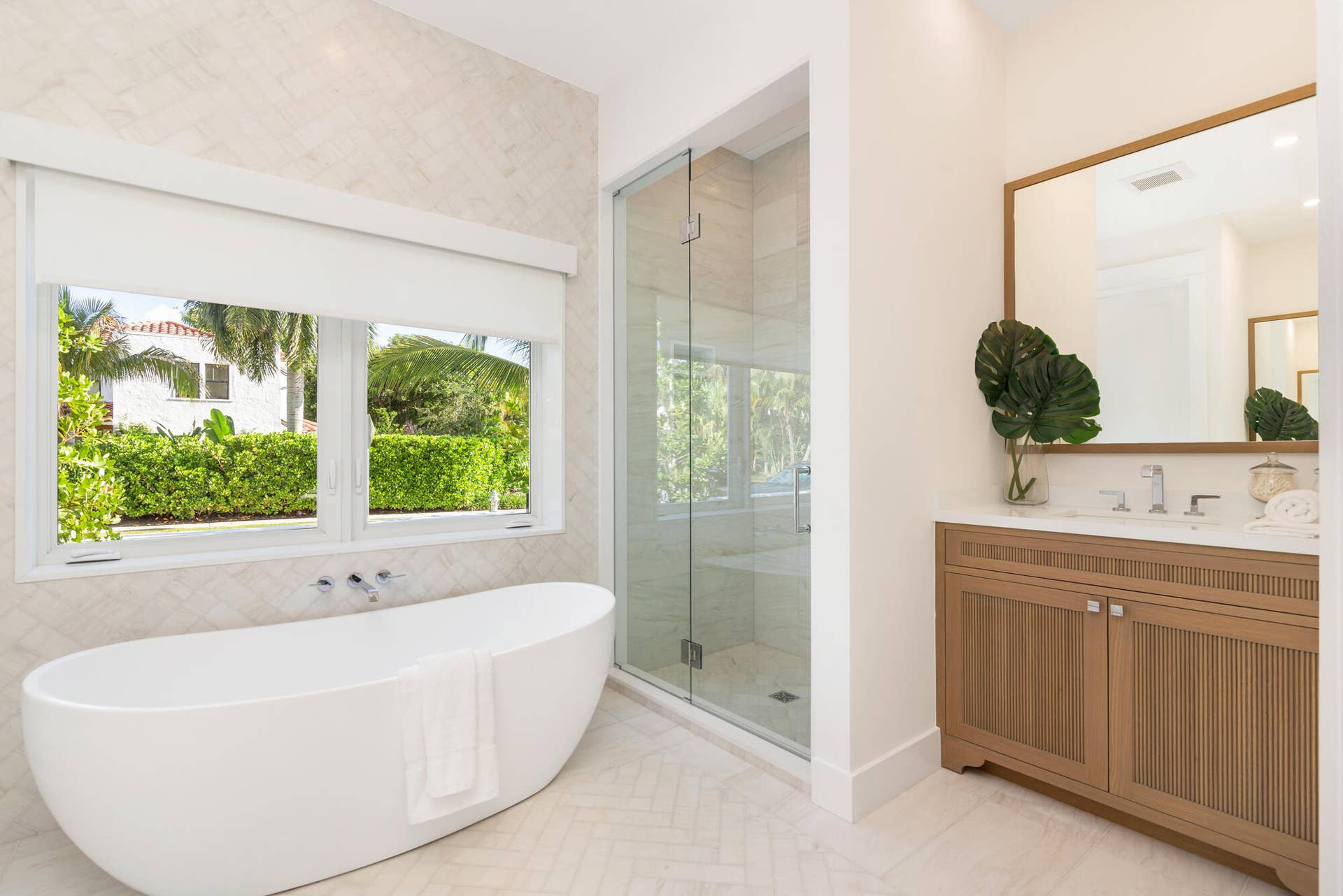 110 Greenwood Drive, West Palm Beach, FL 33405 Primary Bathroom