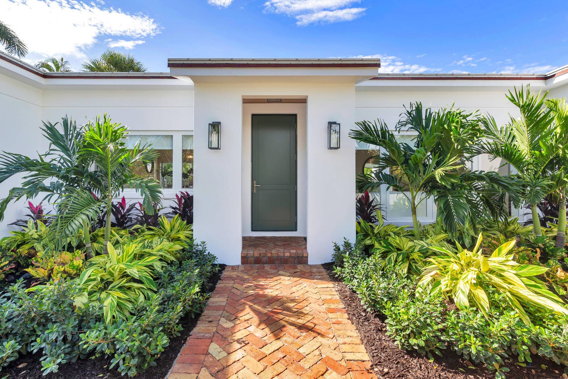110 Greenwood Drive, West Palm Beach, FL 33405 Front